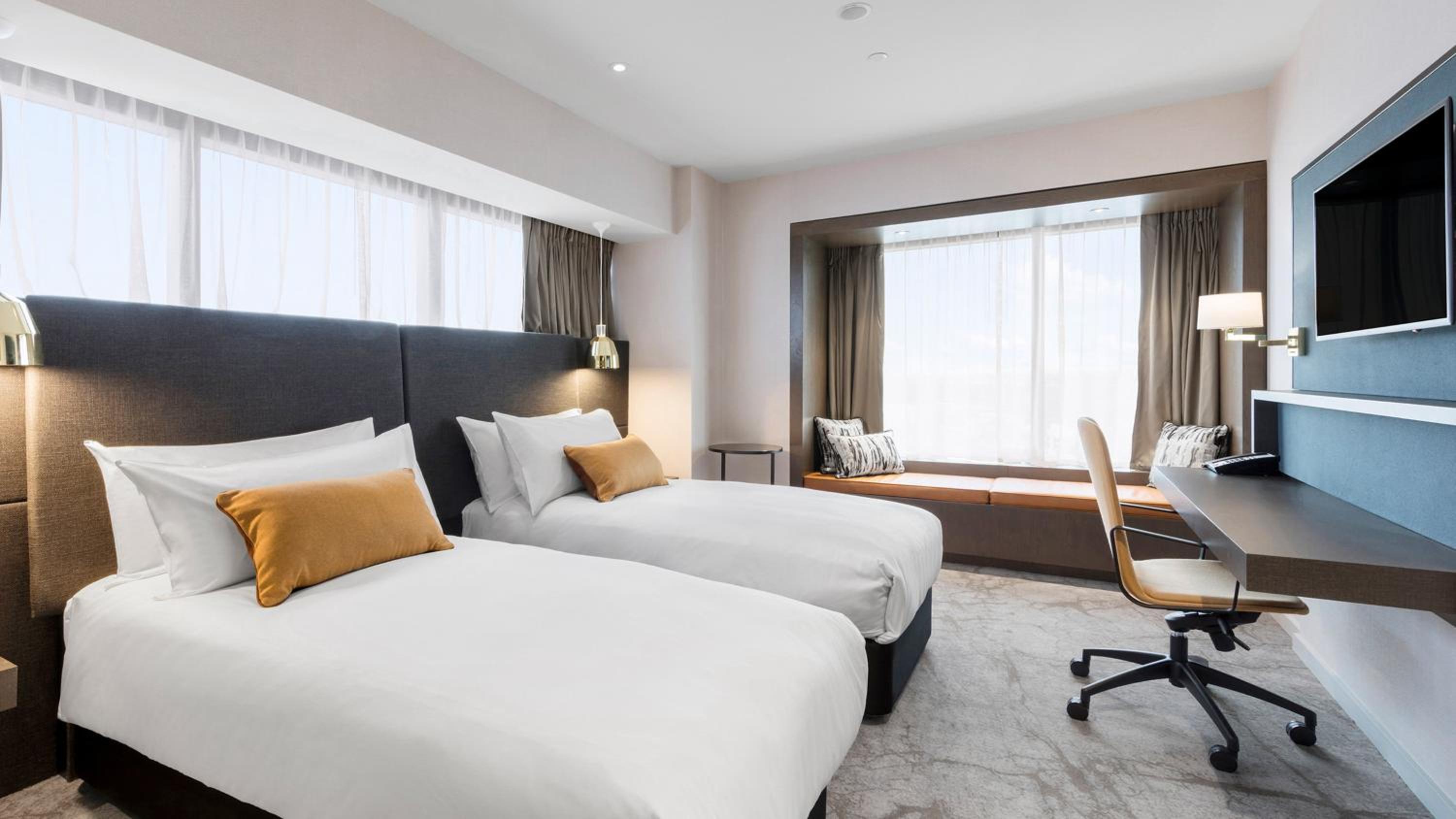 Standard Room with Two Single Beds thumbnail 6