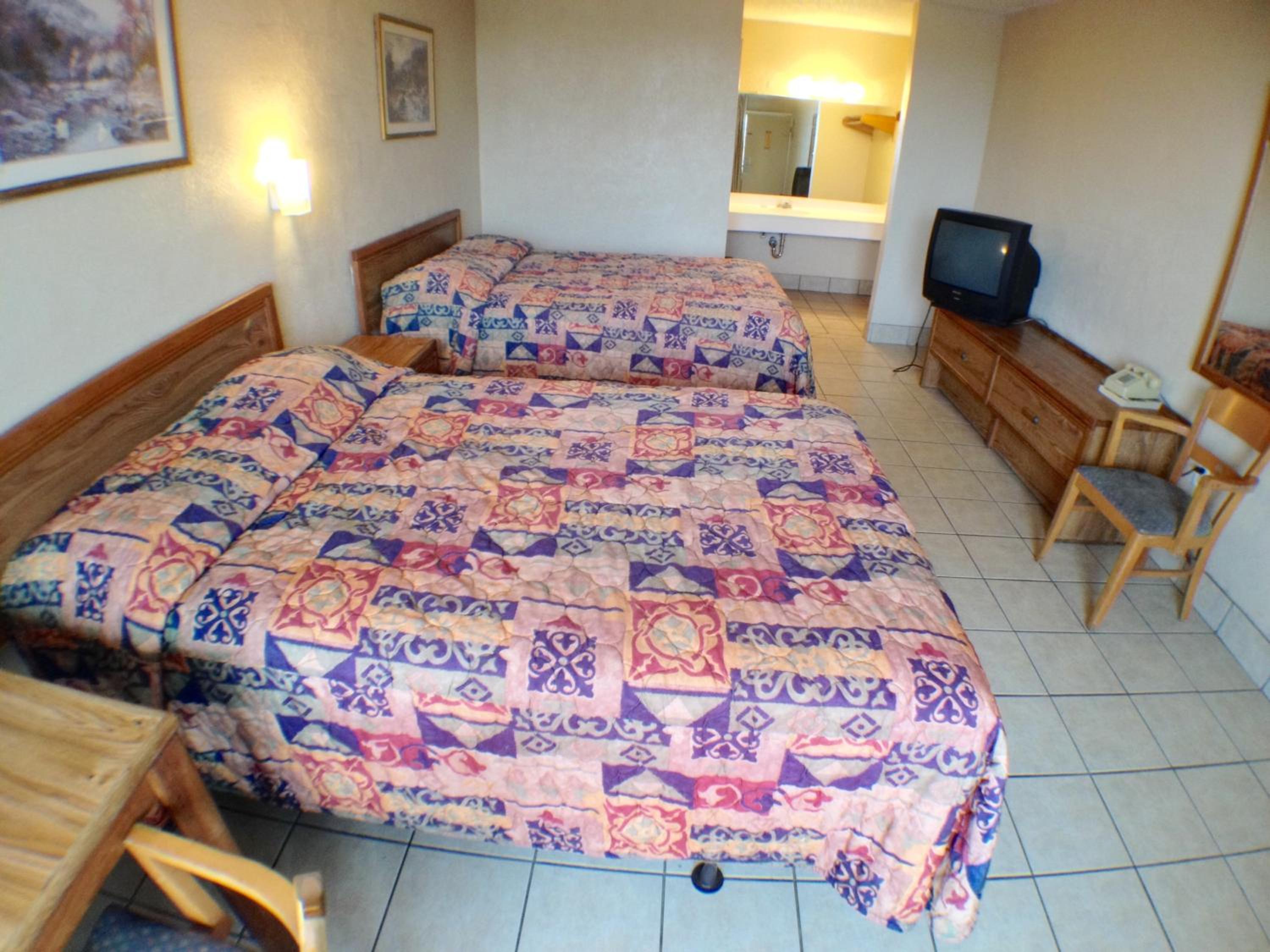 Economy Double Room - Smoking