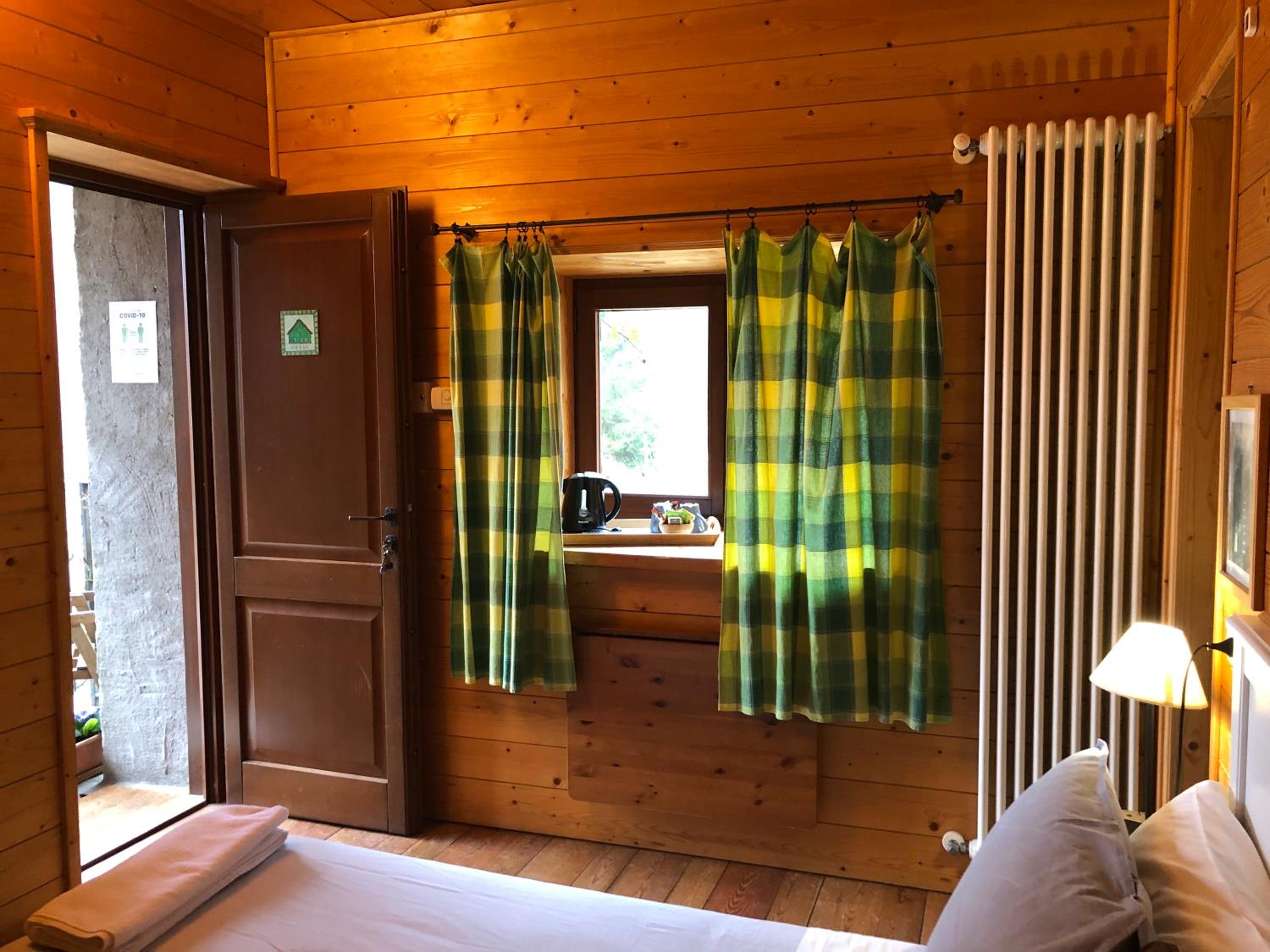 Small Double Room - Photo 3