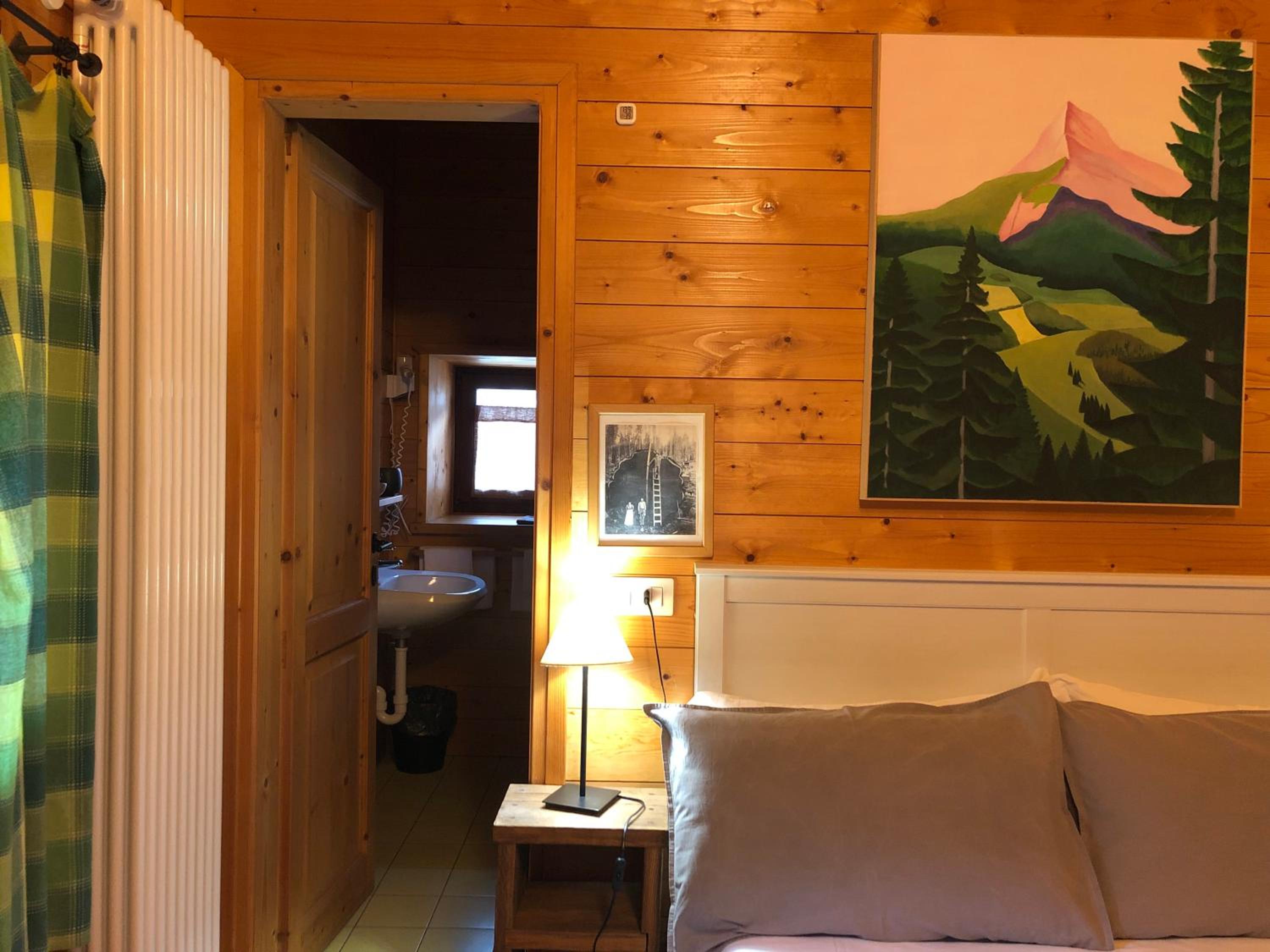 Small Double Room - Photo 6