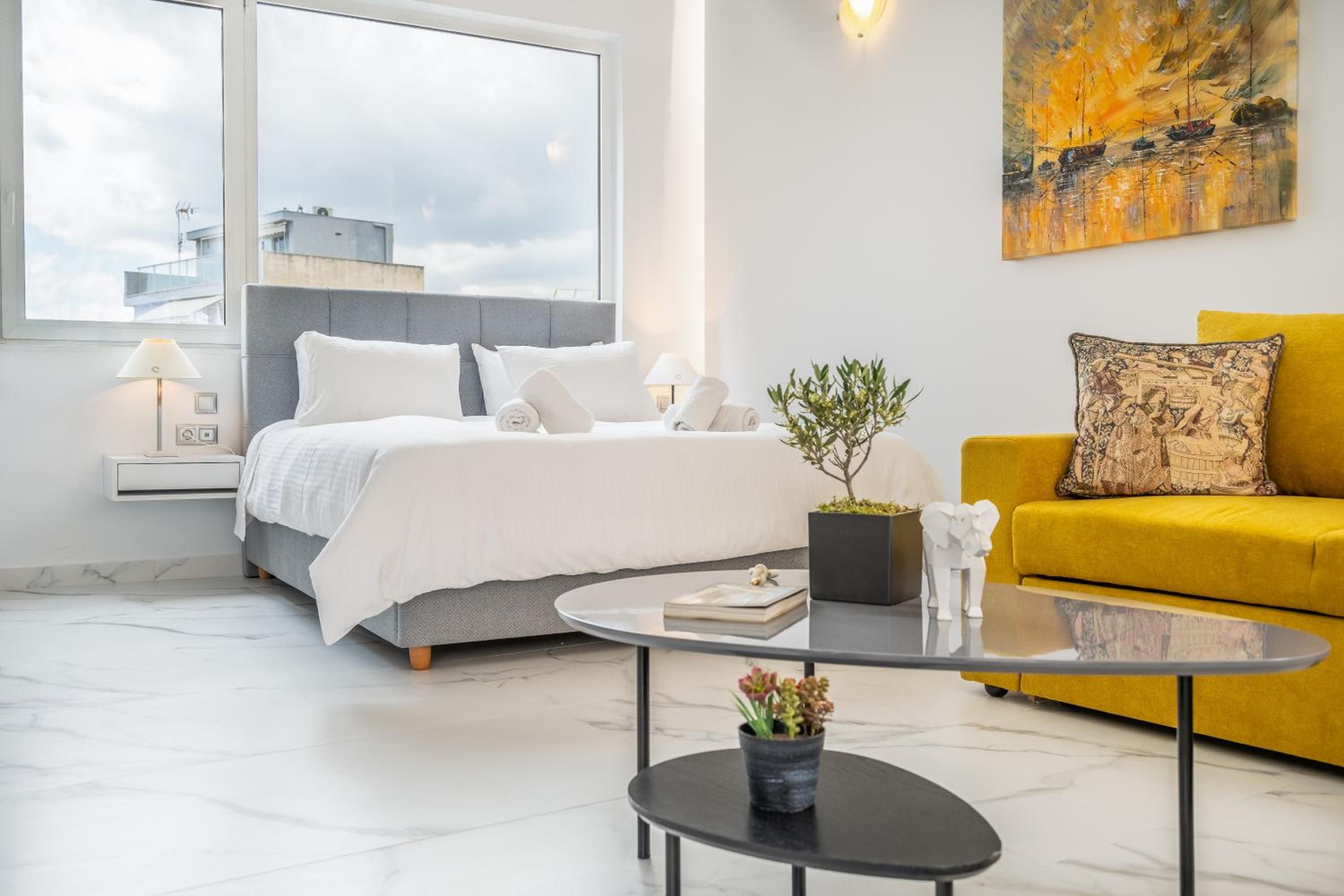 One-Bedroom Apartment