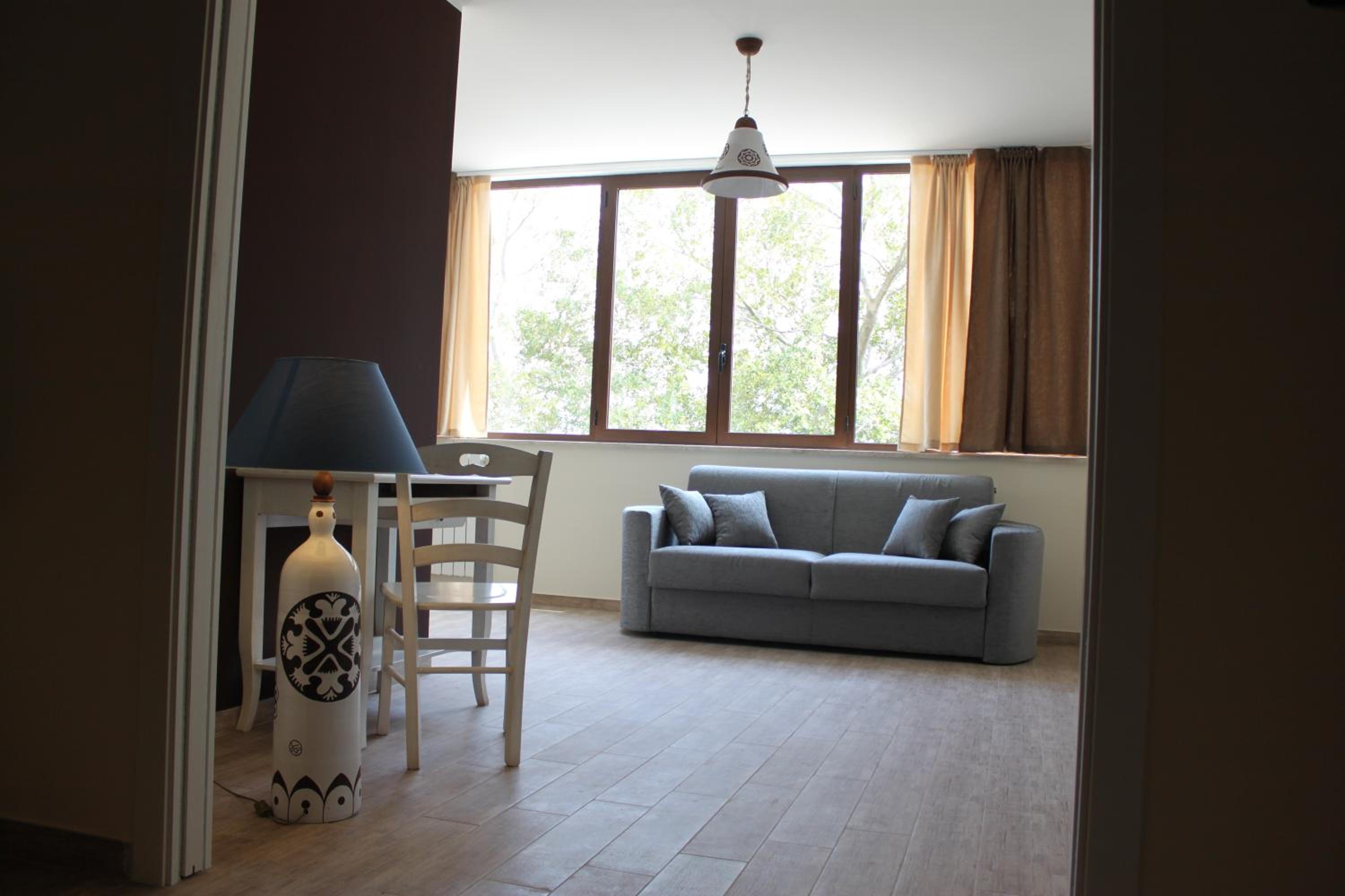 Suite with Terrace - Photo 3