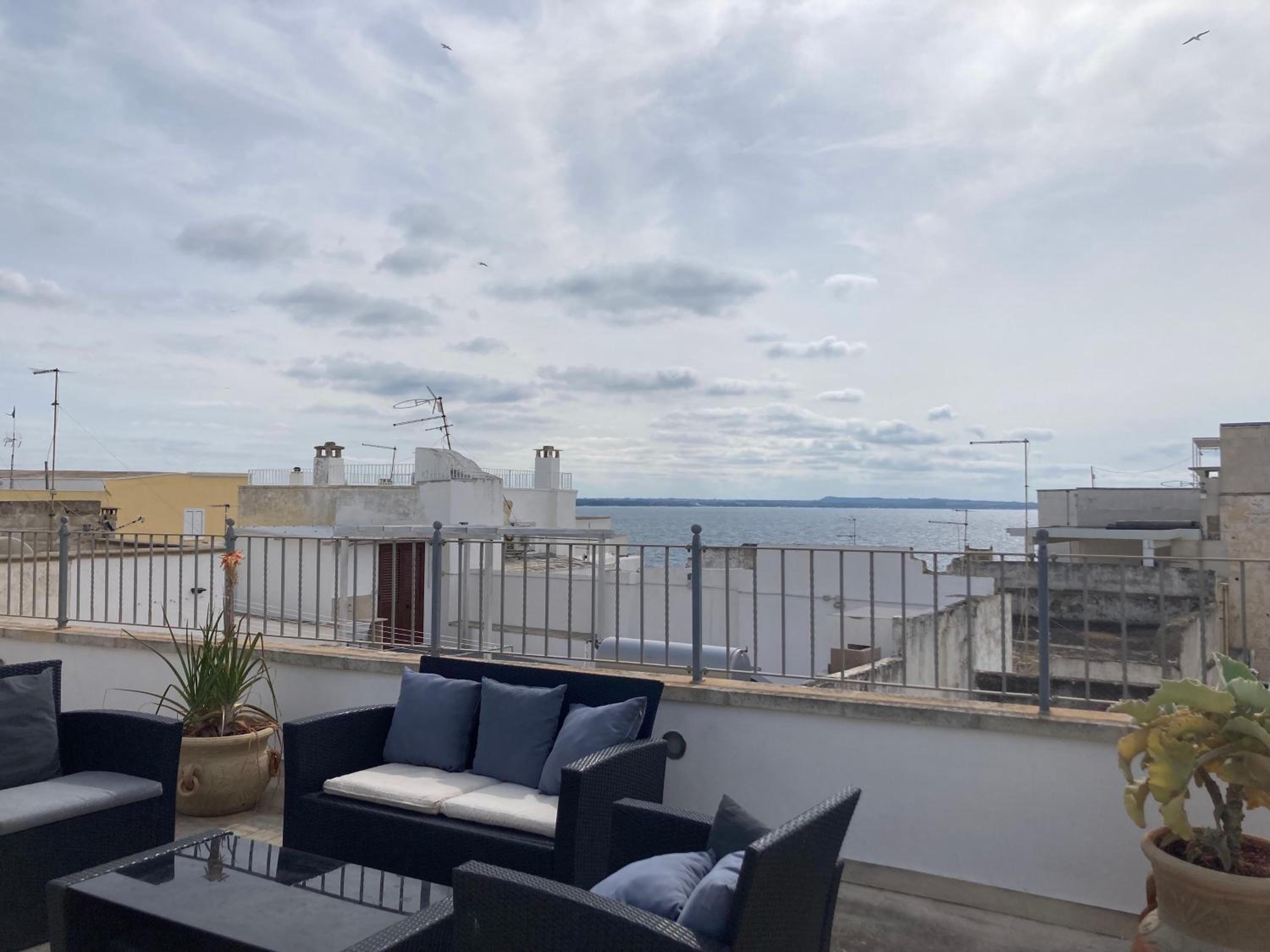 Suite with Terrace and Sea View photo 2