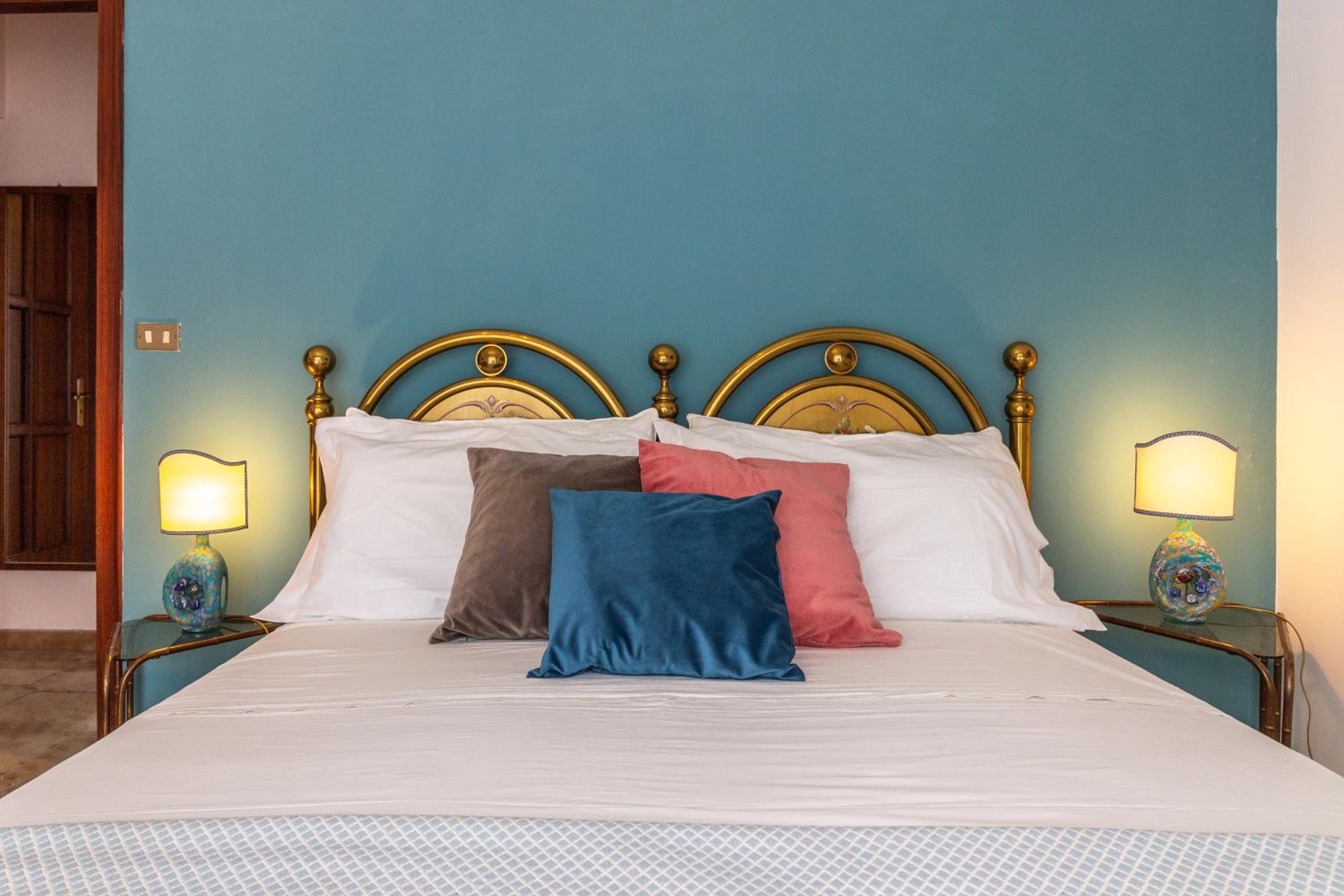 Double or Twin Room with Private Bathroom photo 1