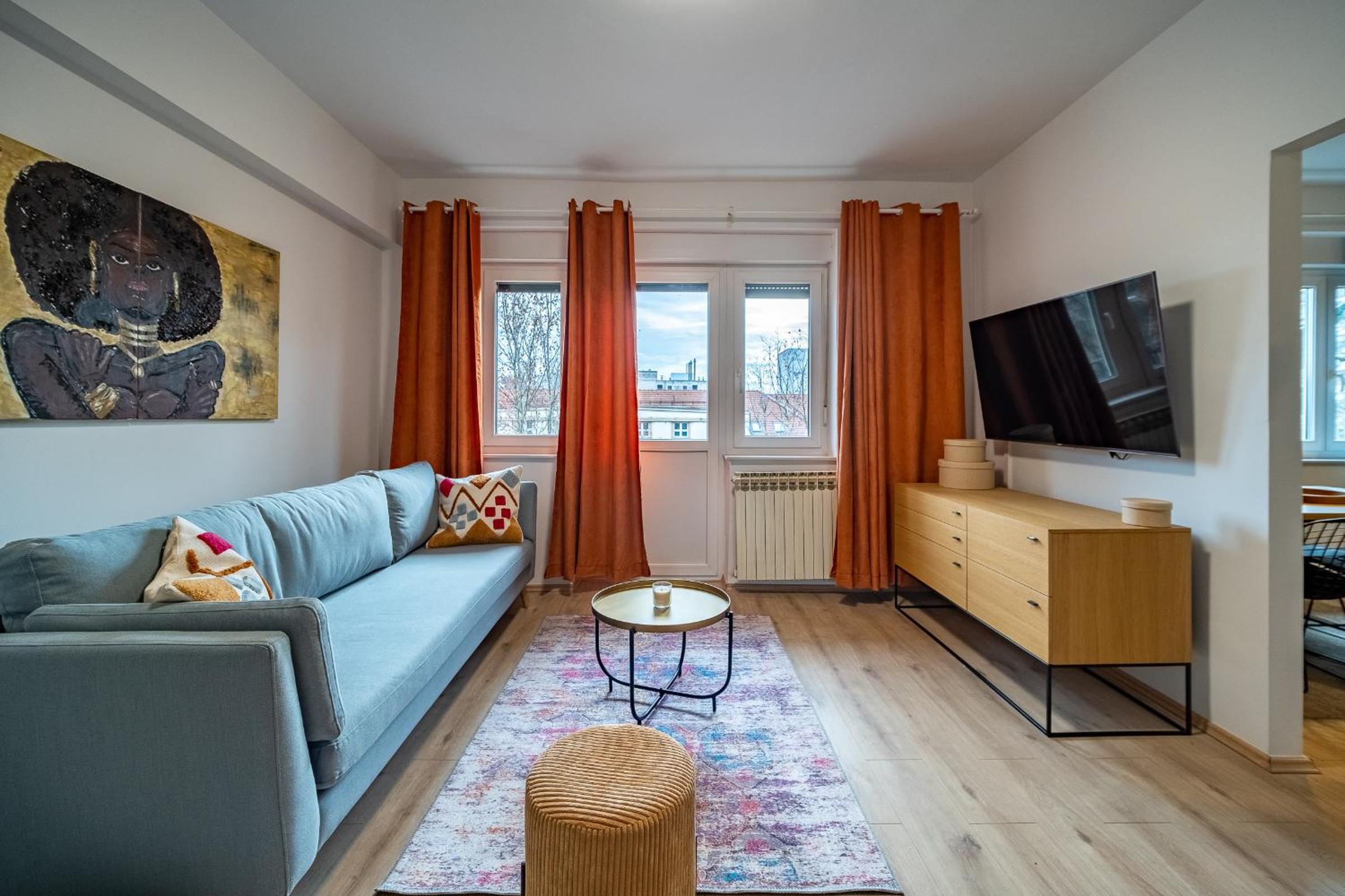 One-Bedroom Apartment