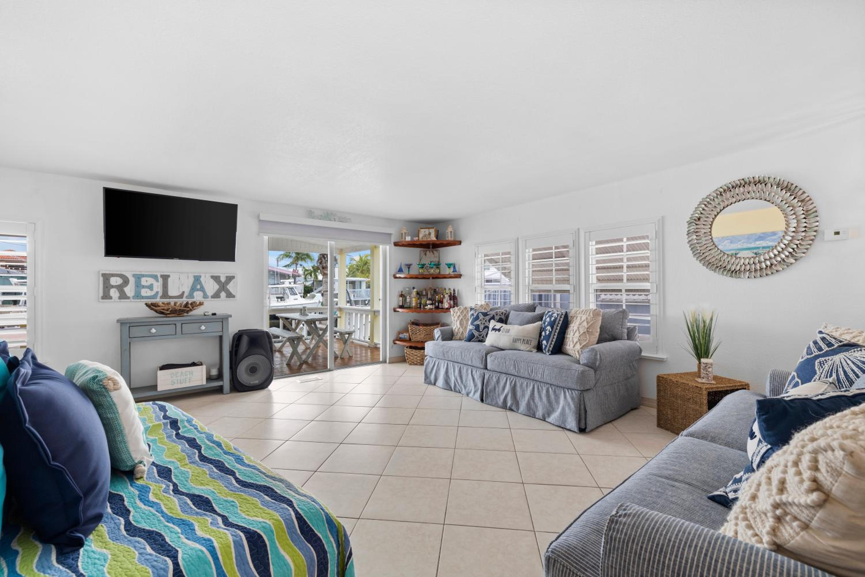Two-Bedroom House photo 2