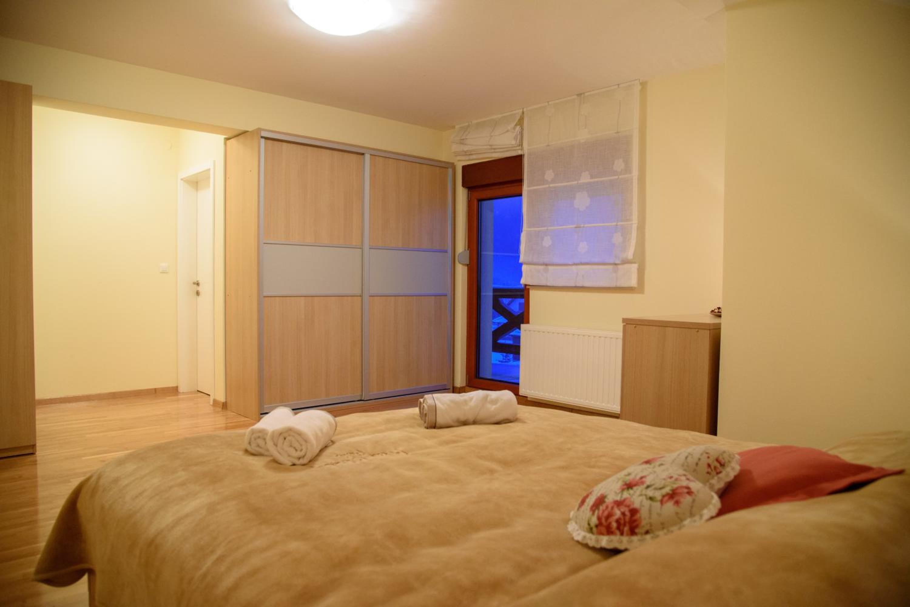 Villa photo 3