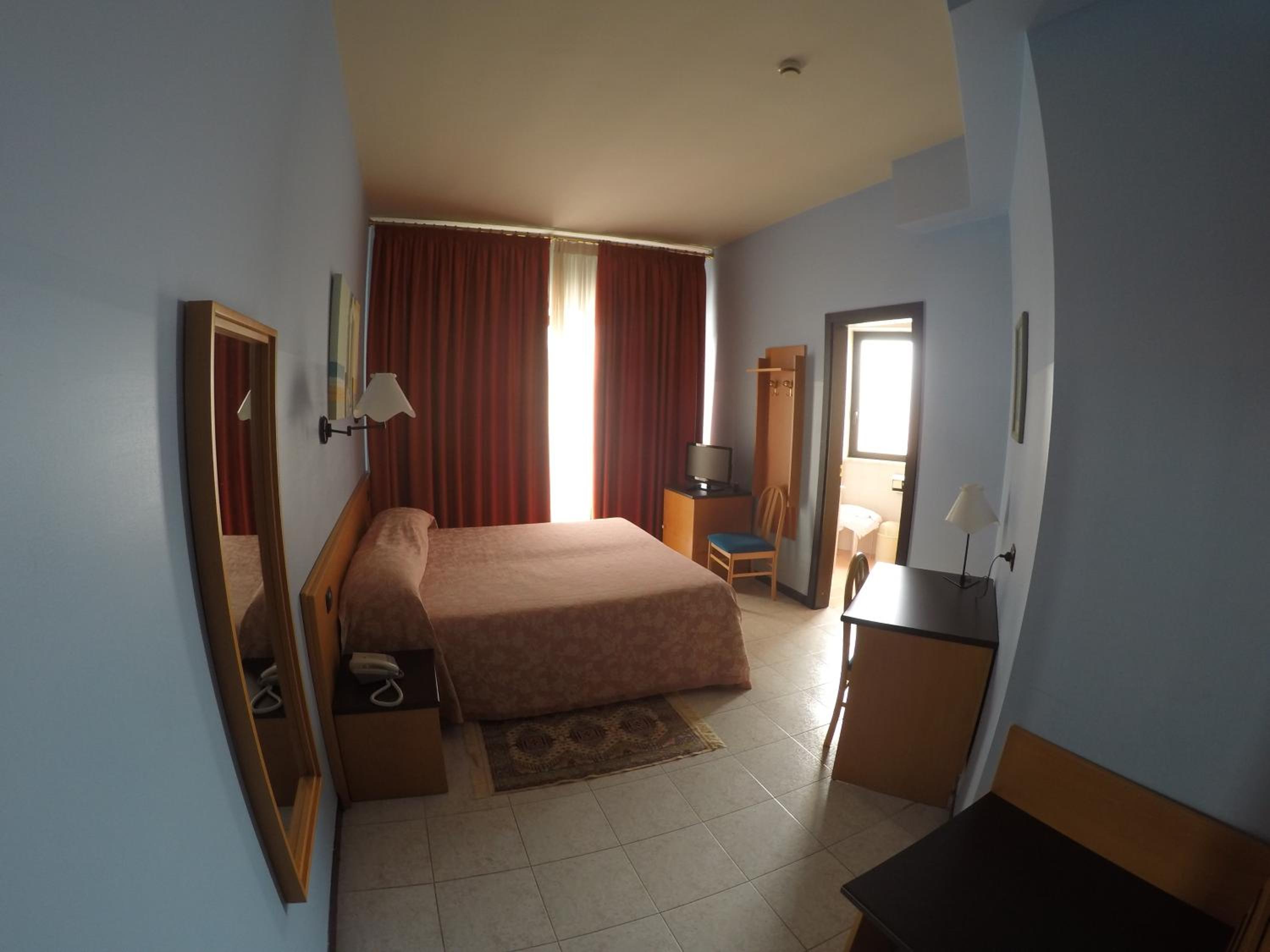 Habitación Doble Deluxe con Balcón