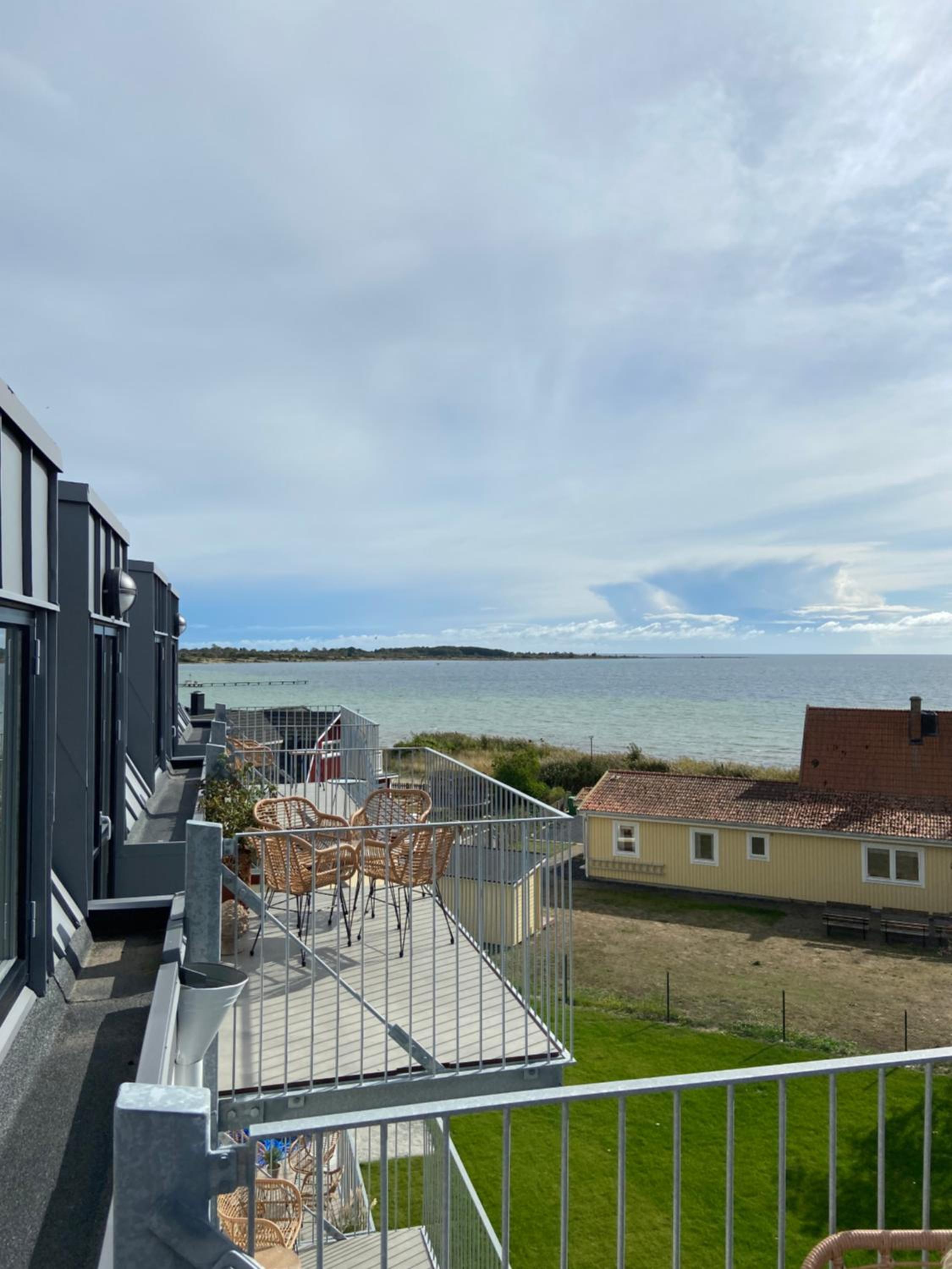 Apartment with Sea View - Photo 15