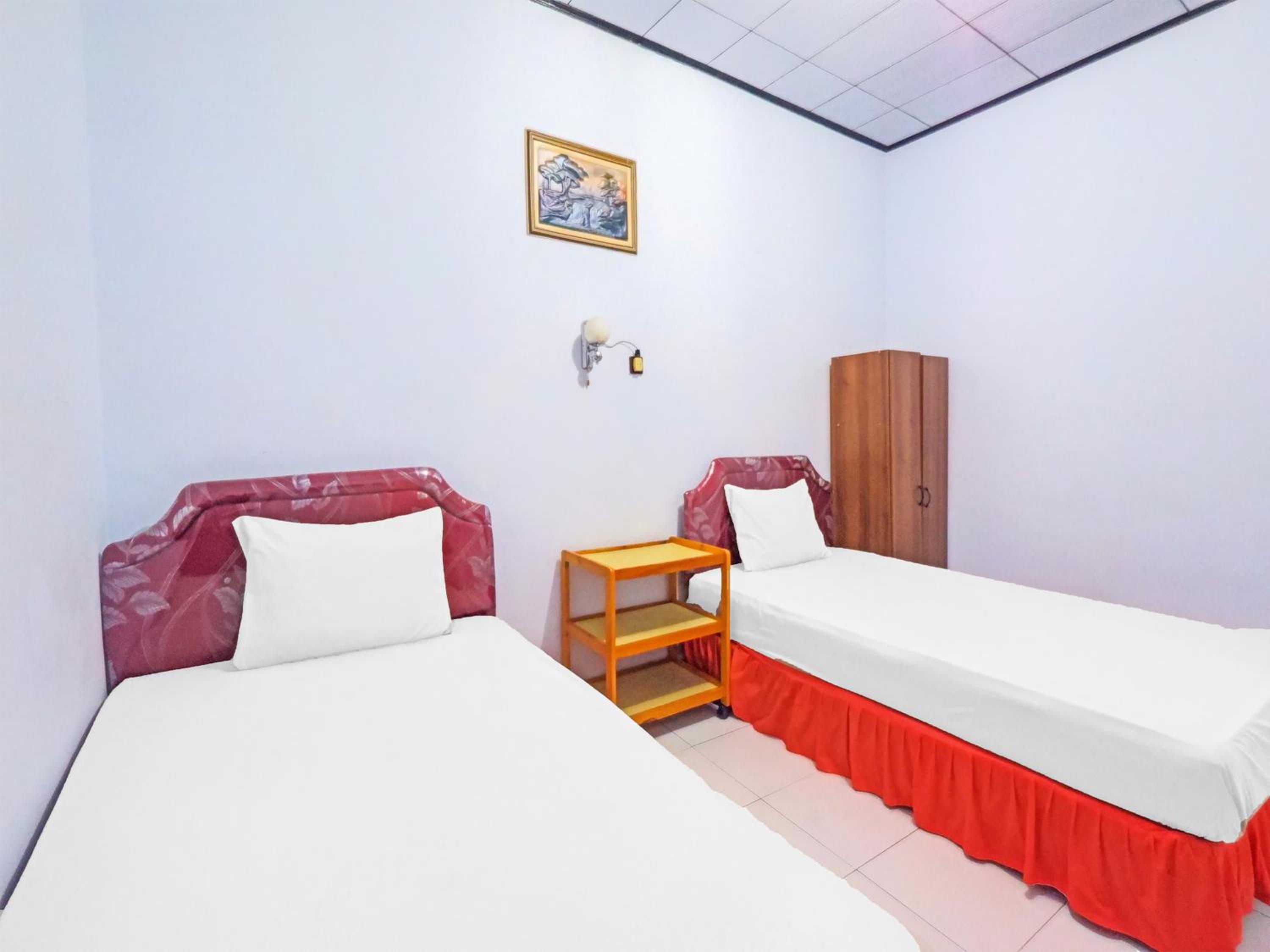 Standard Twin Room photo 1
