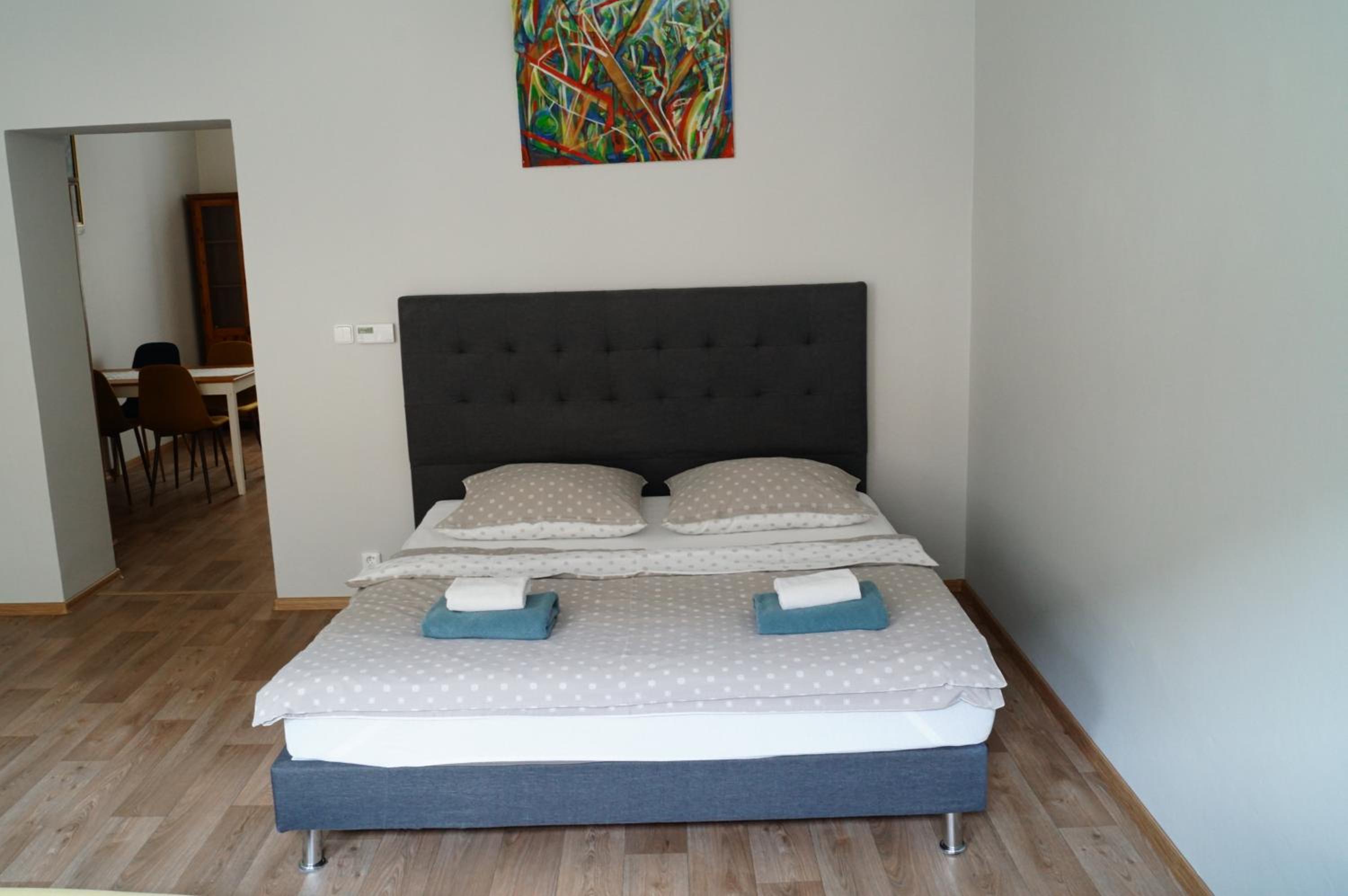 Apartment photo 3