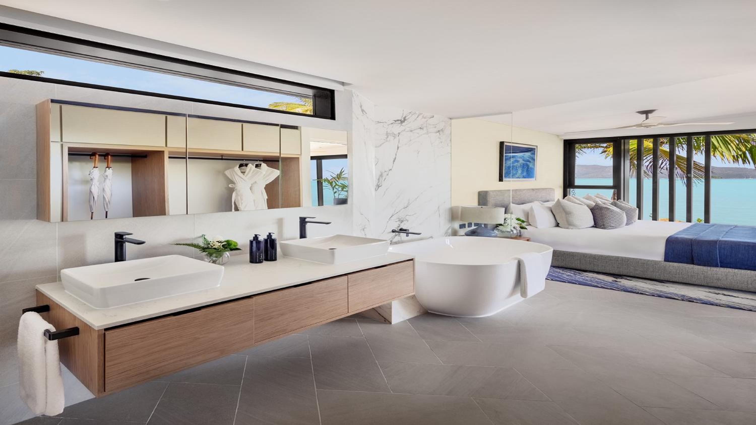 One-Bedroom Suite with Beachfront Pavilion photo 2