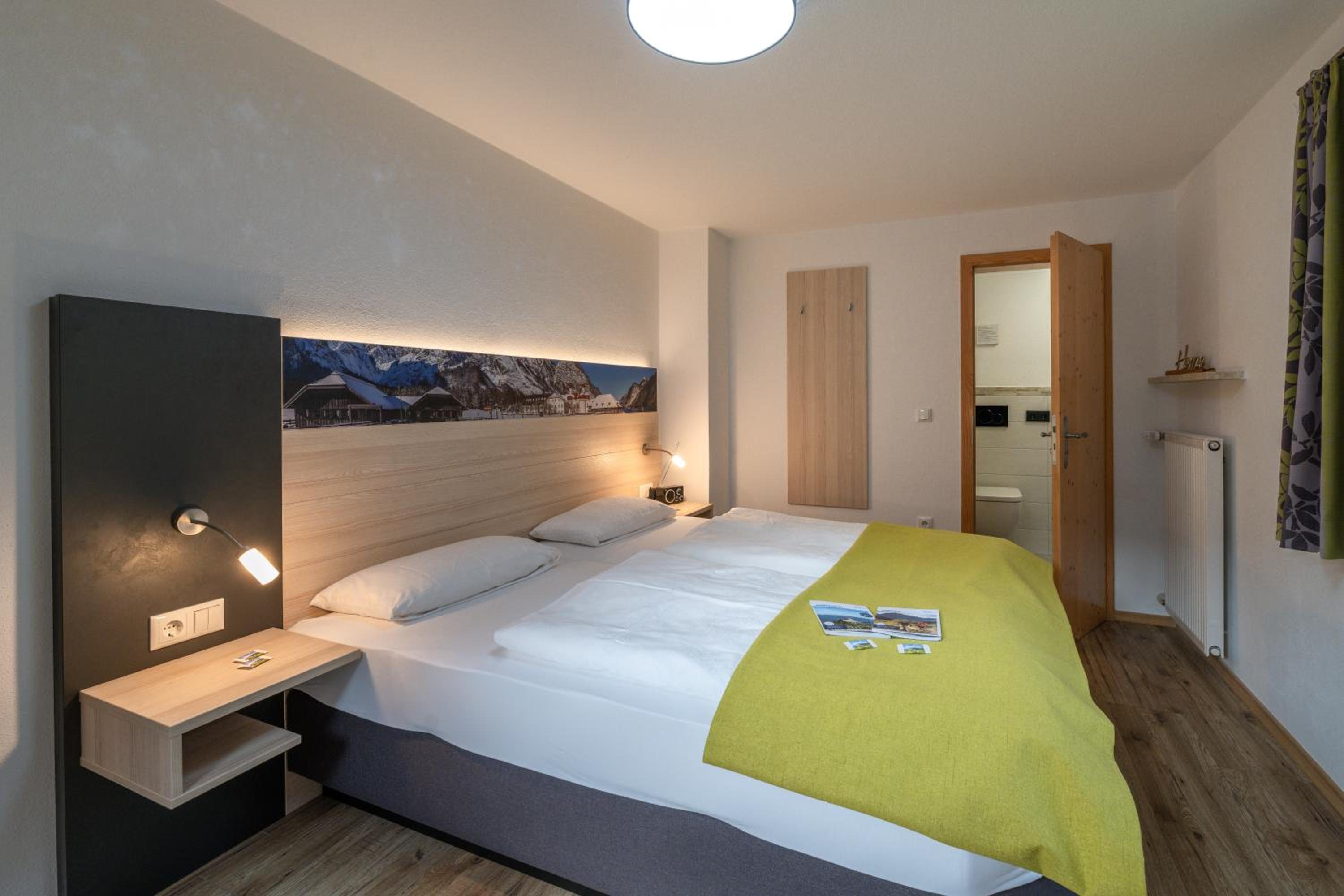 Standard One-Bedroom Apartment photo 2