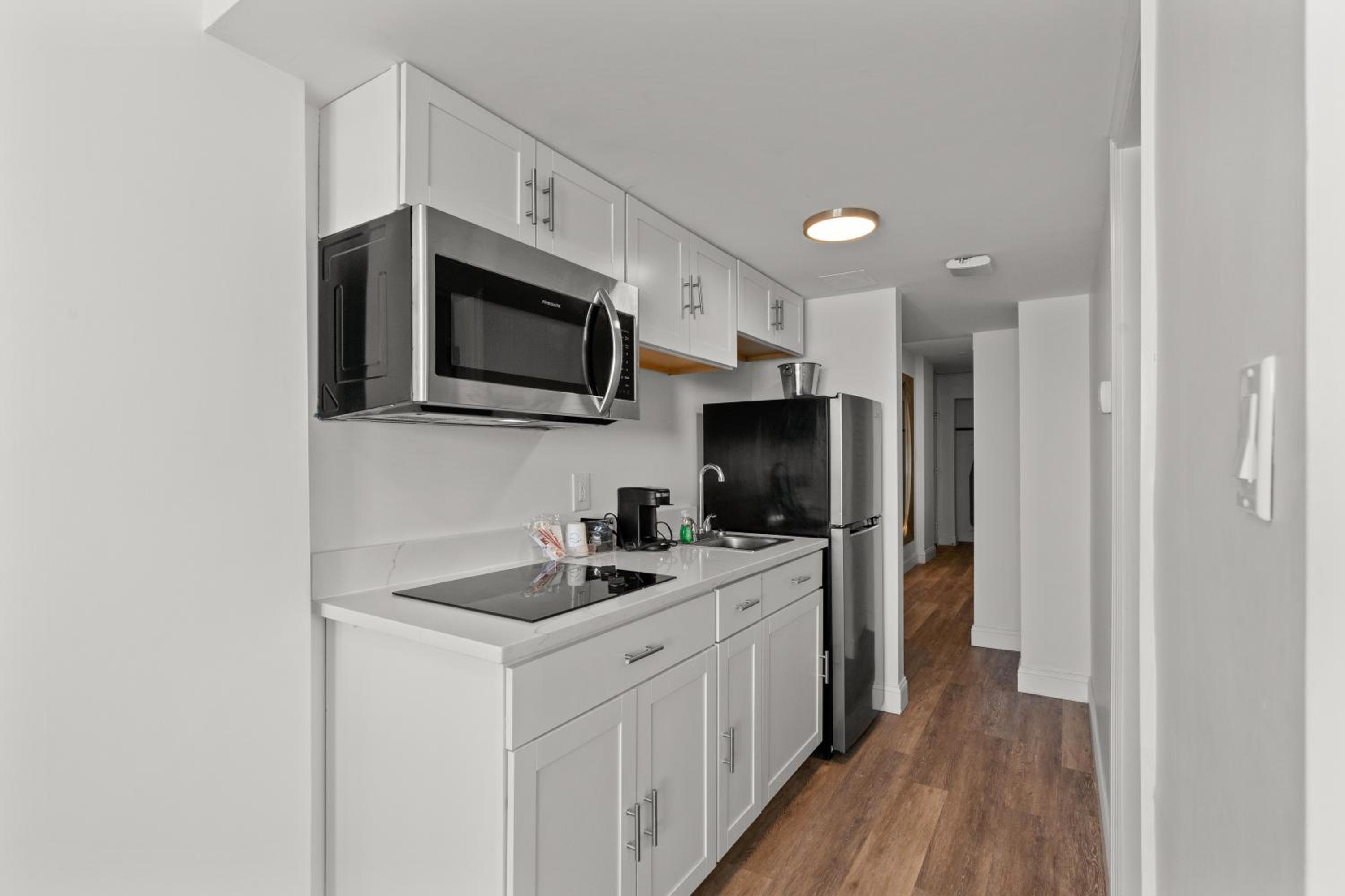Superior Studio - Photo 20