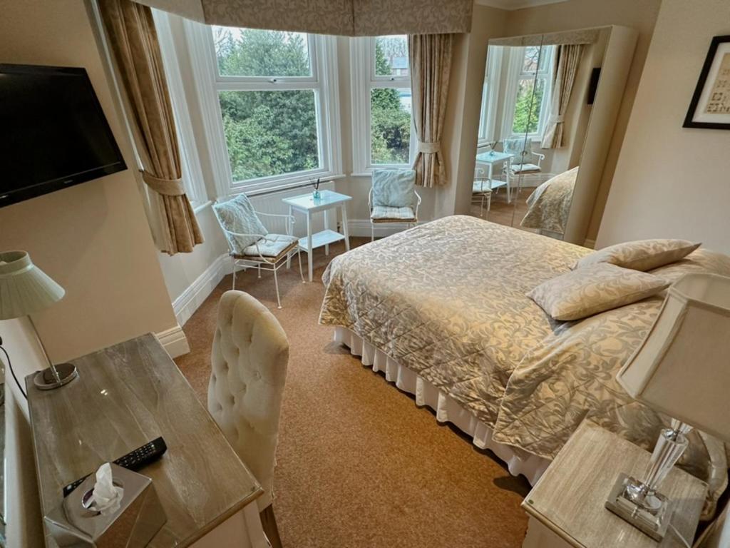 Deluxe Suite
