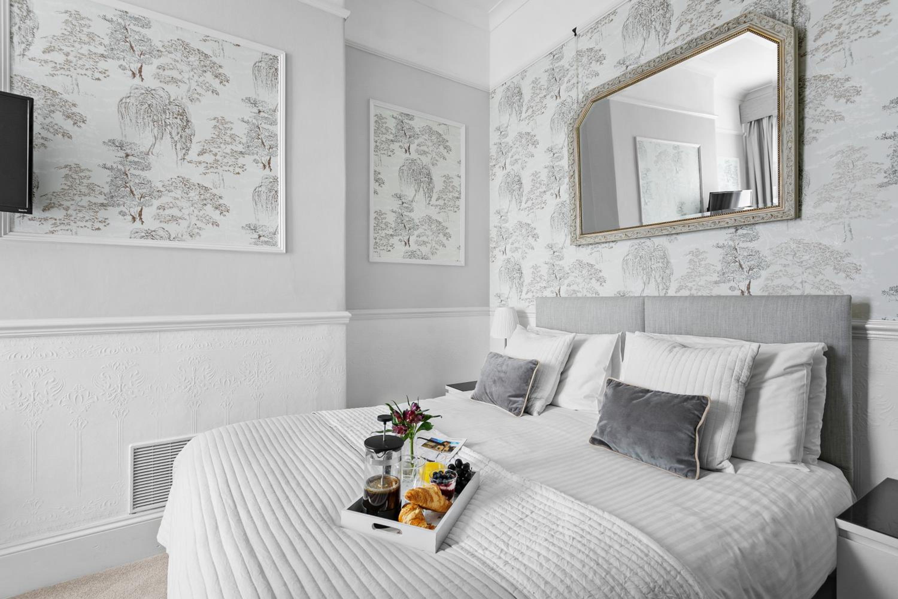 Superior Double Room photo 2