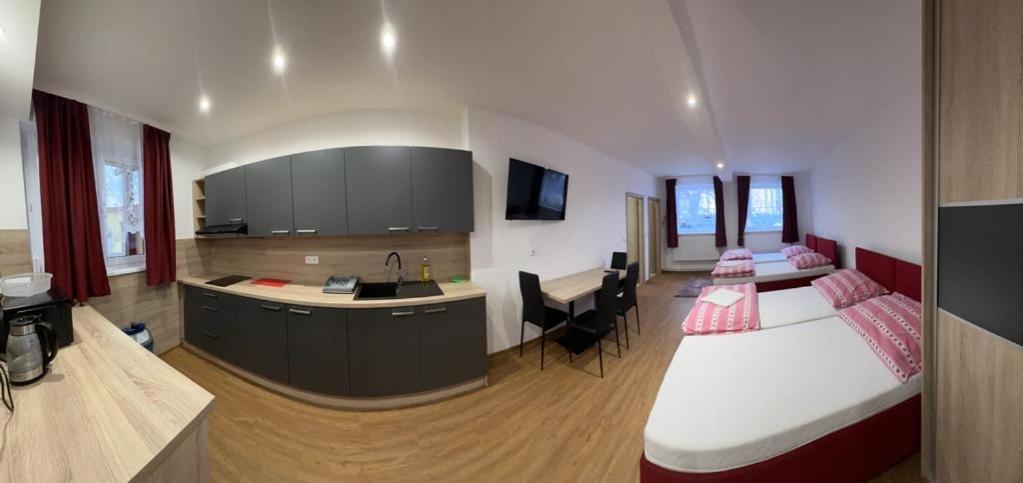 Quadruple Room with Bathroom photo 1