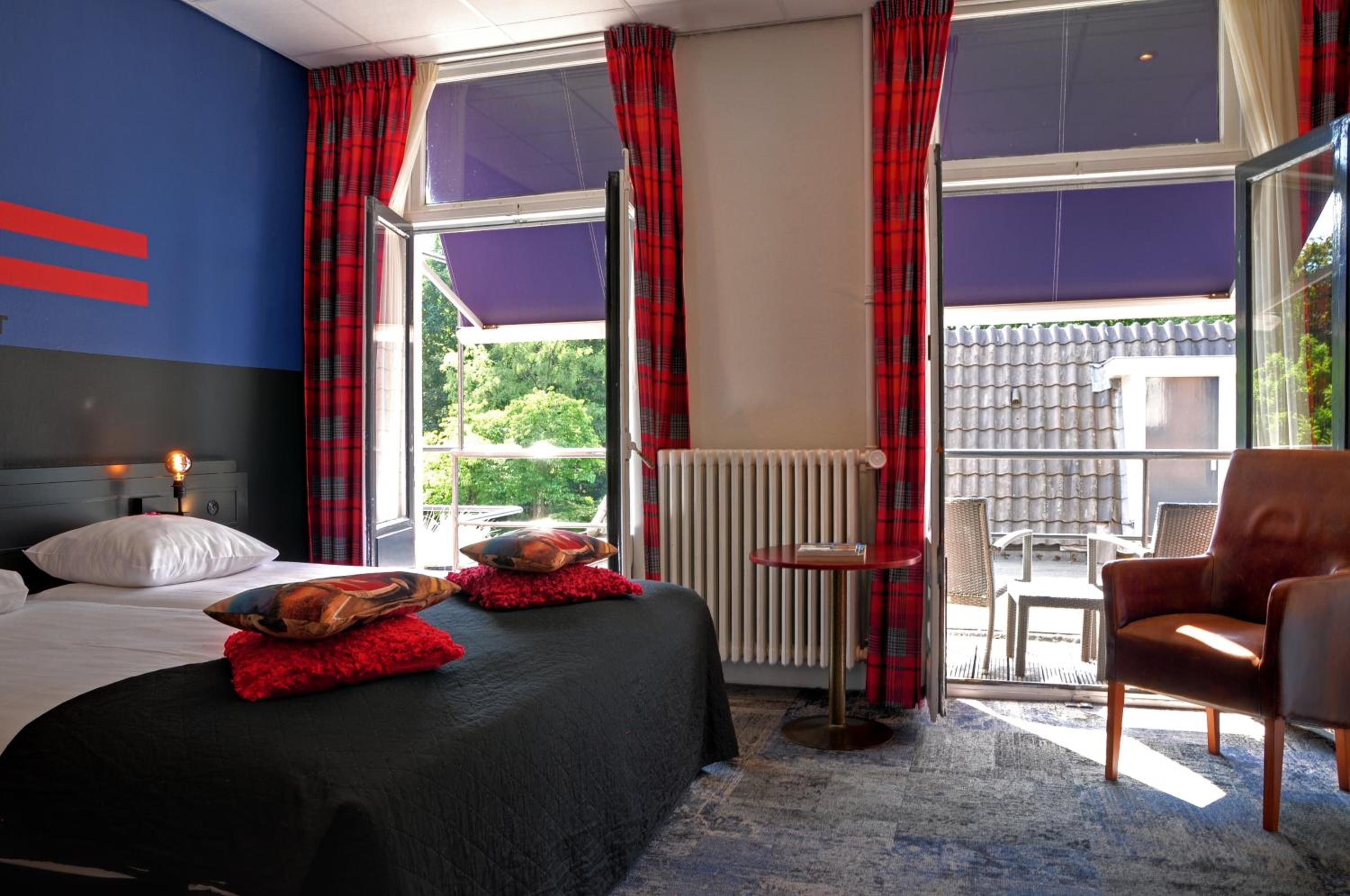 Twin Room with Garden View photo 2