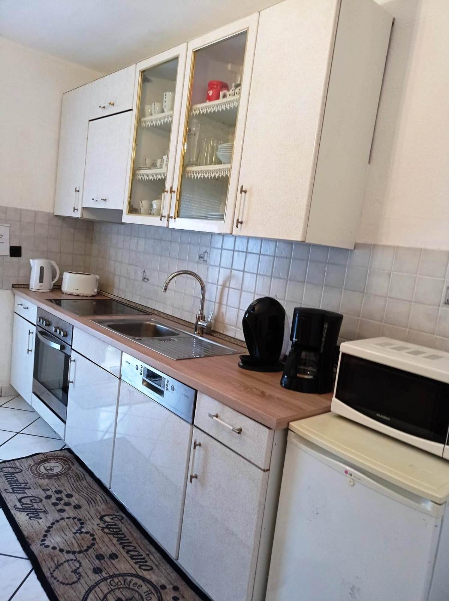 Apartment - Ground Floor photo 2
