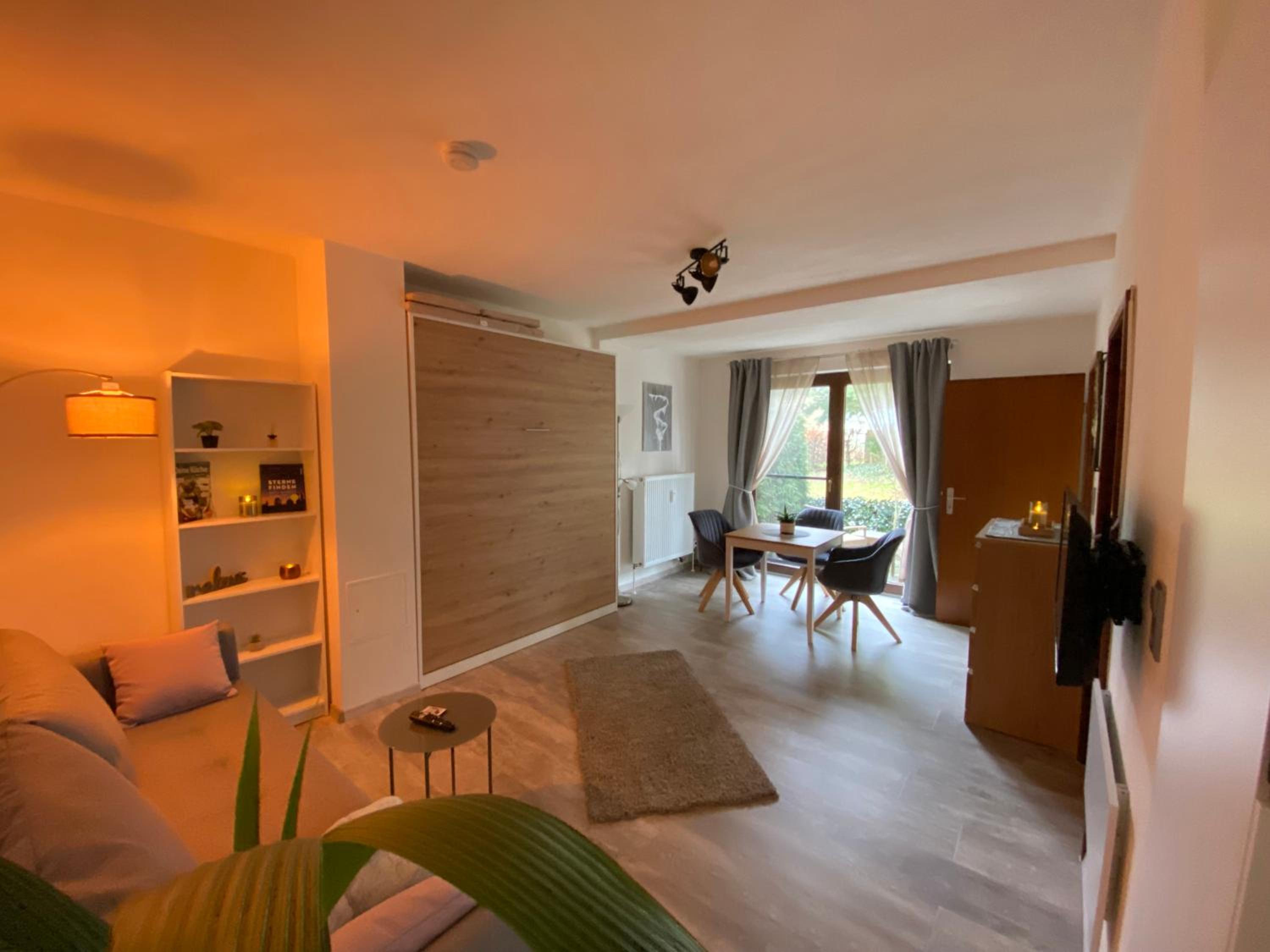 One-Bedroom Apartment photo 1