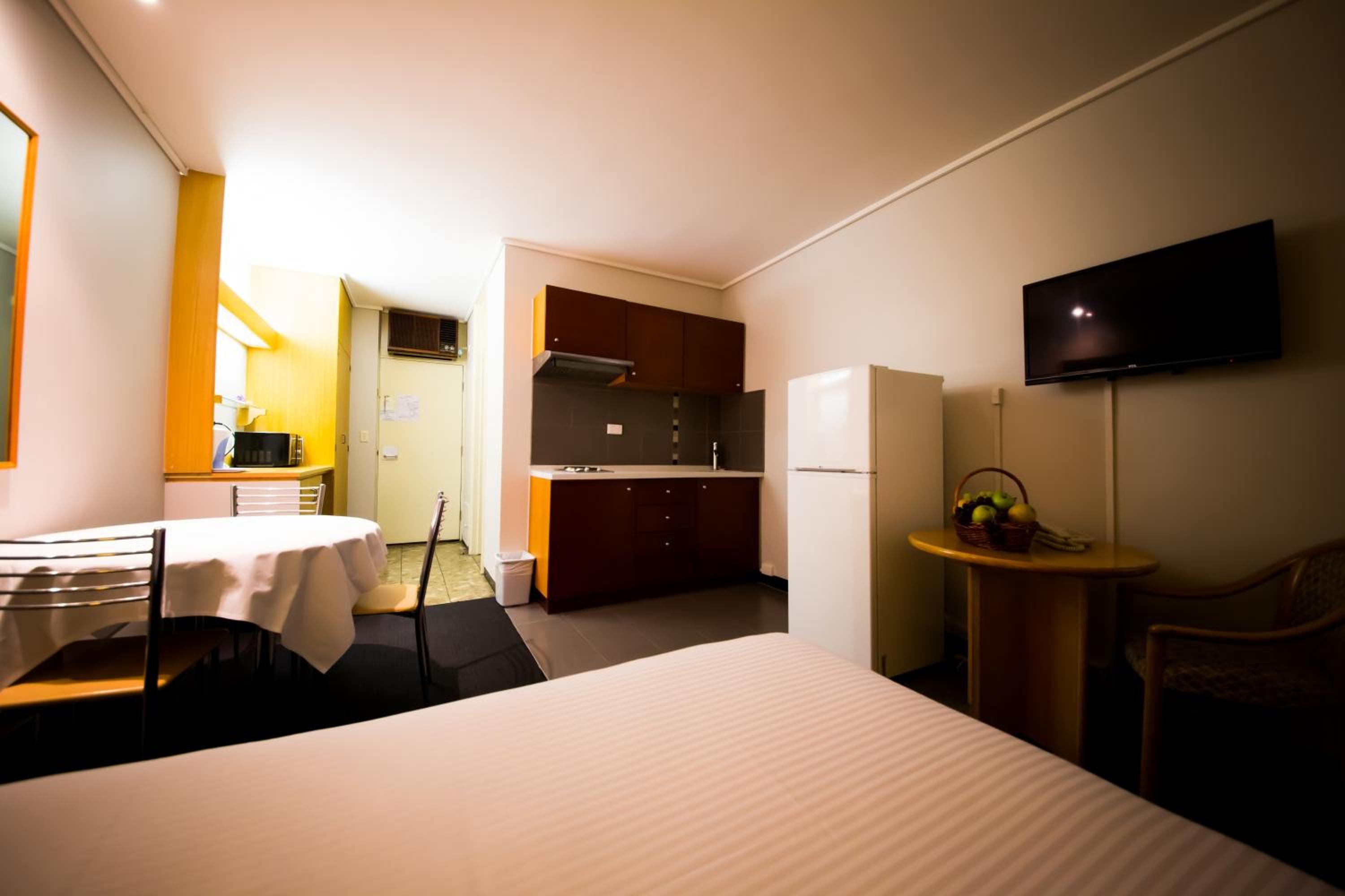 Family Apartment - Photo 6