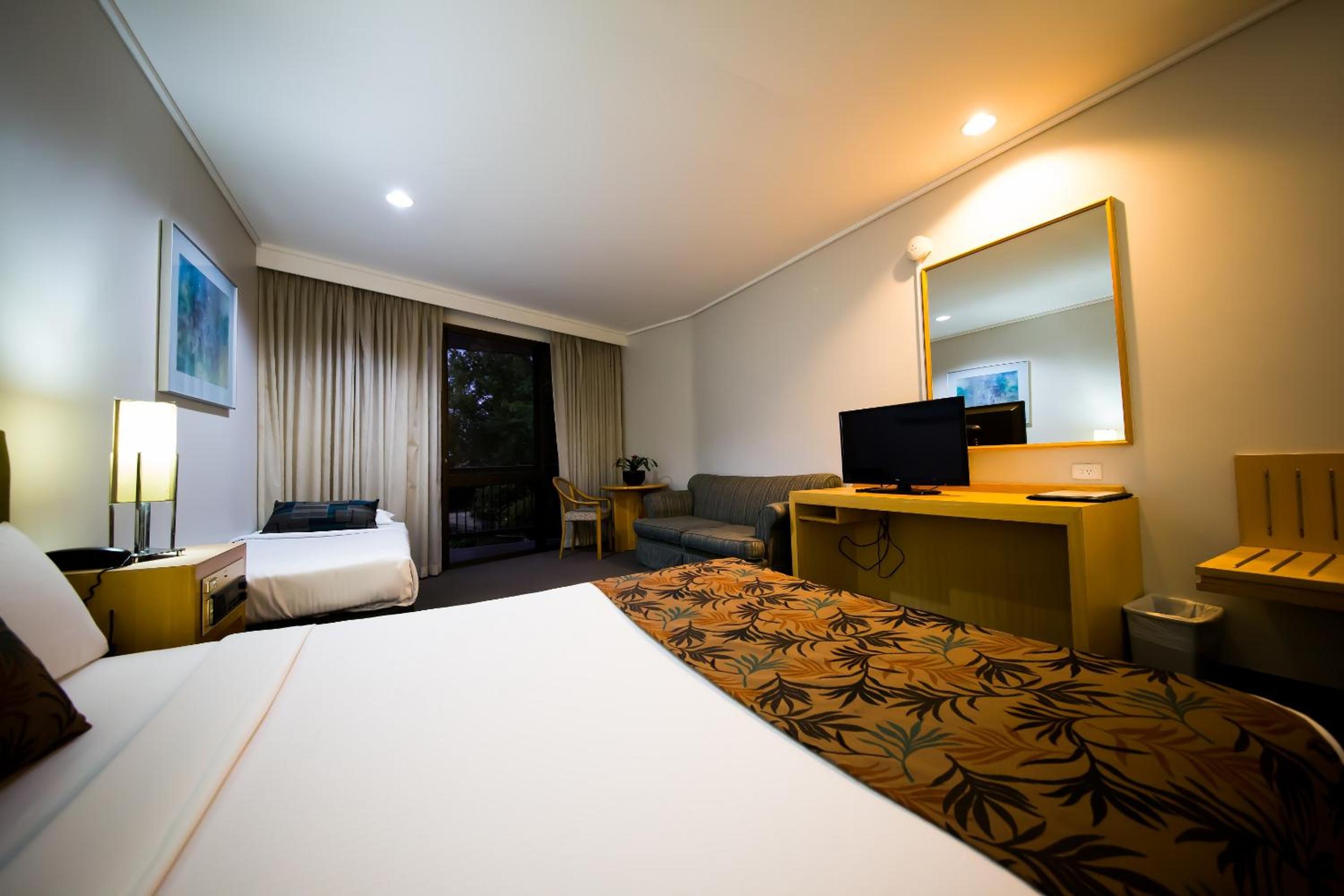 Twin Room - Photo 6