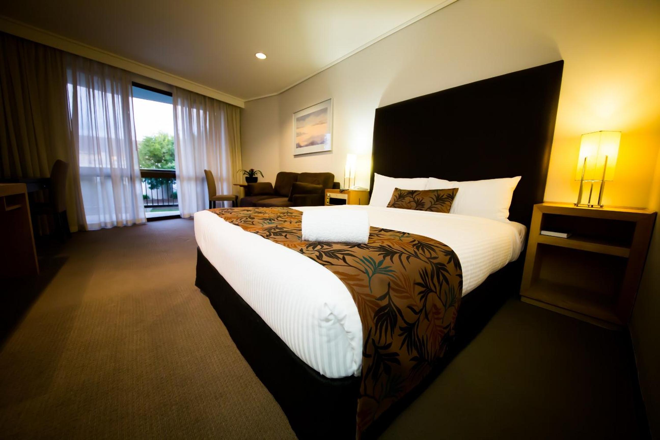 Executive Room - Photo 4