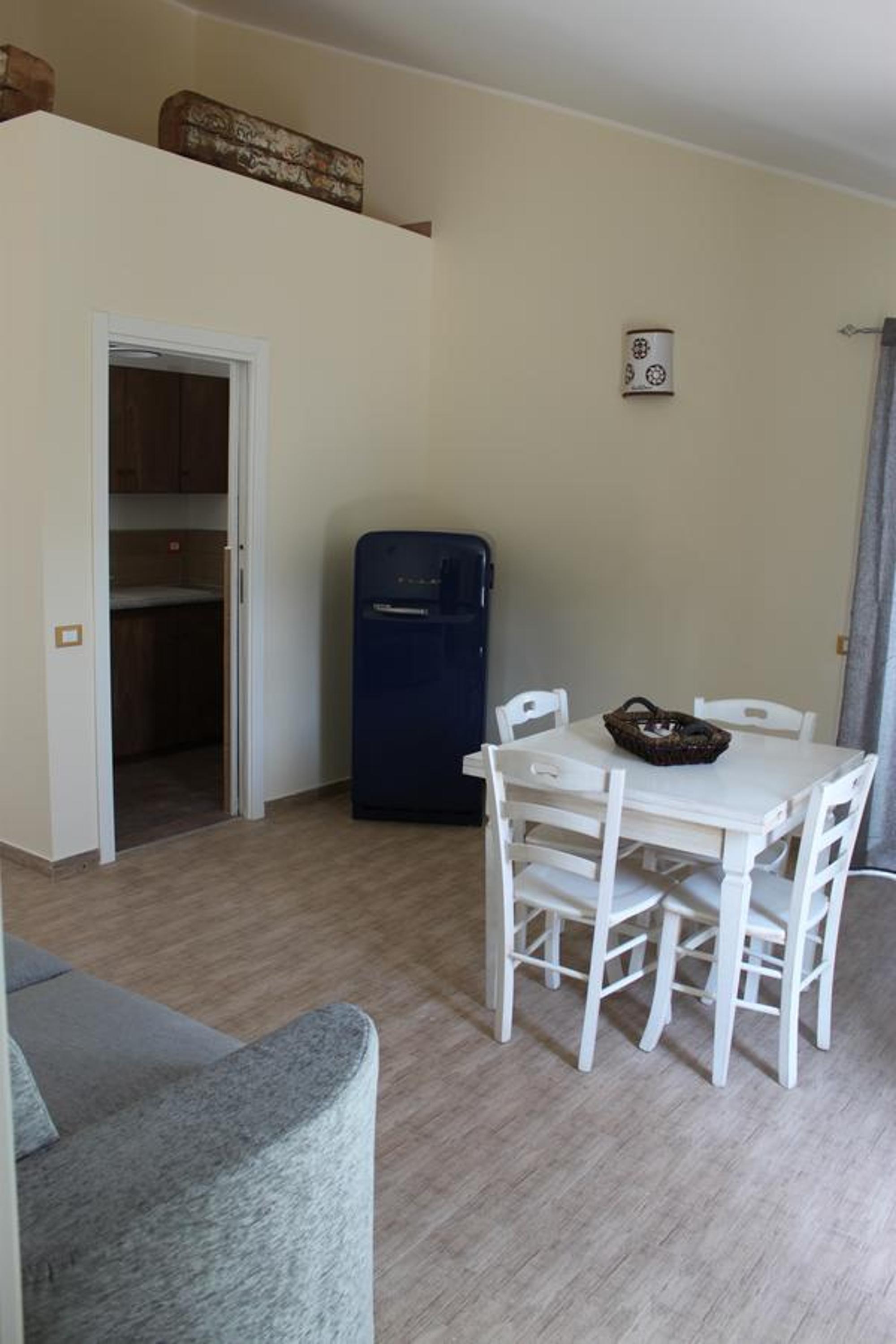 Large Suite with Terrace  - Photo 3