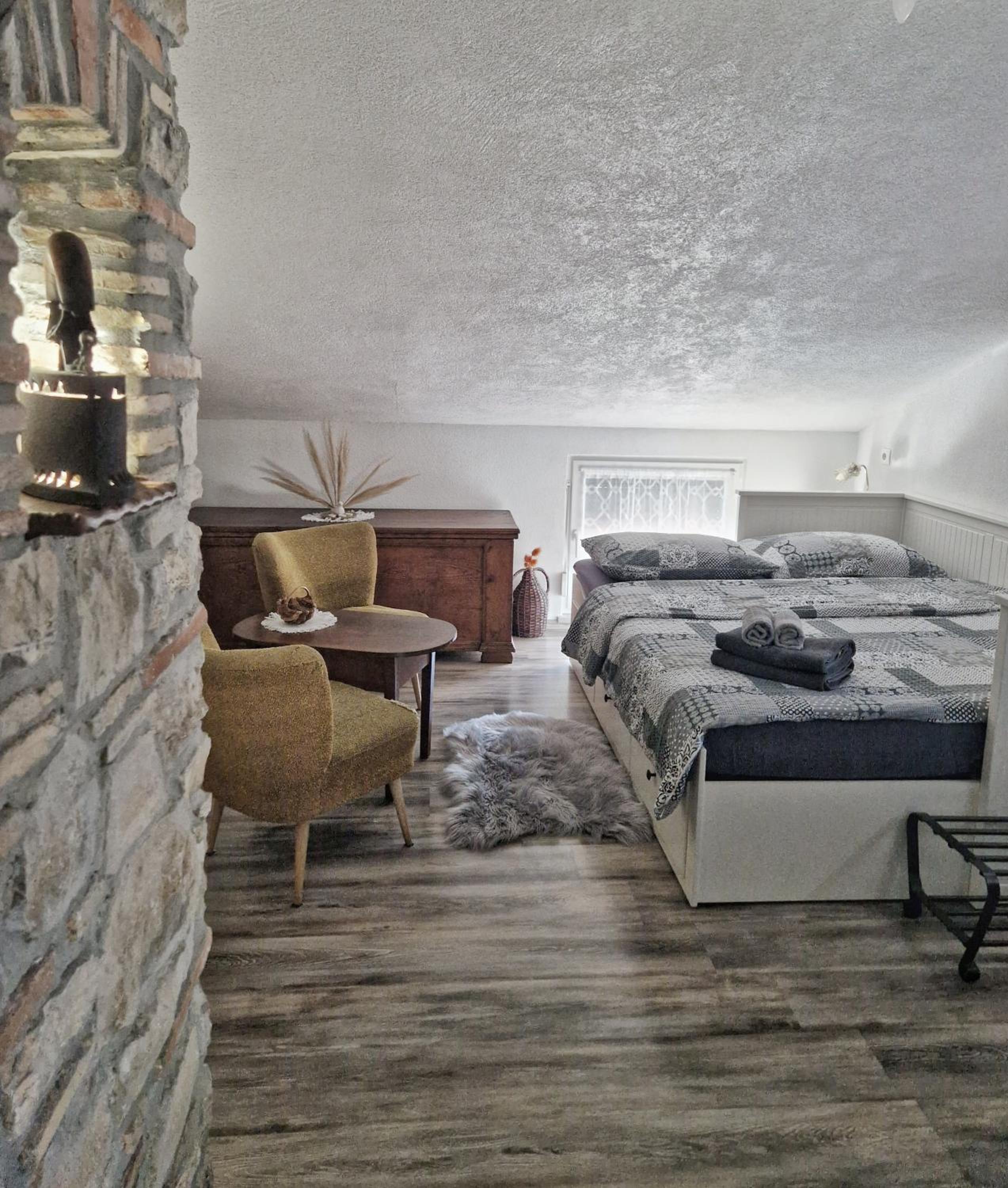Apartment - Photo 9