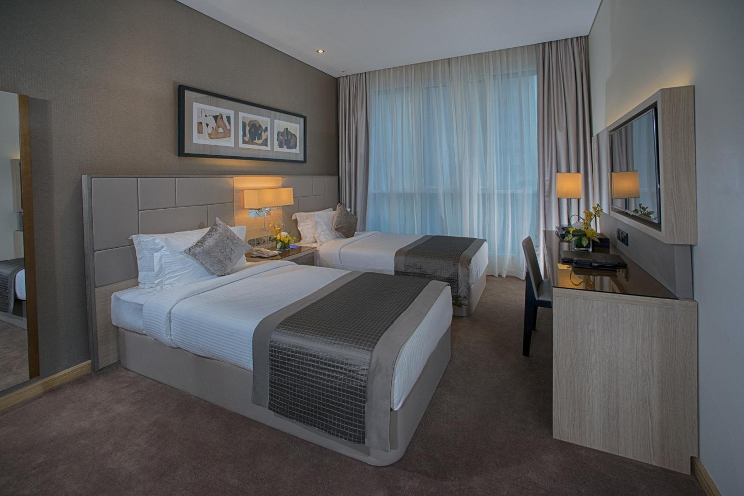 Classic Twin Room with City View, 15% off F&B photo 2