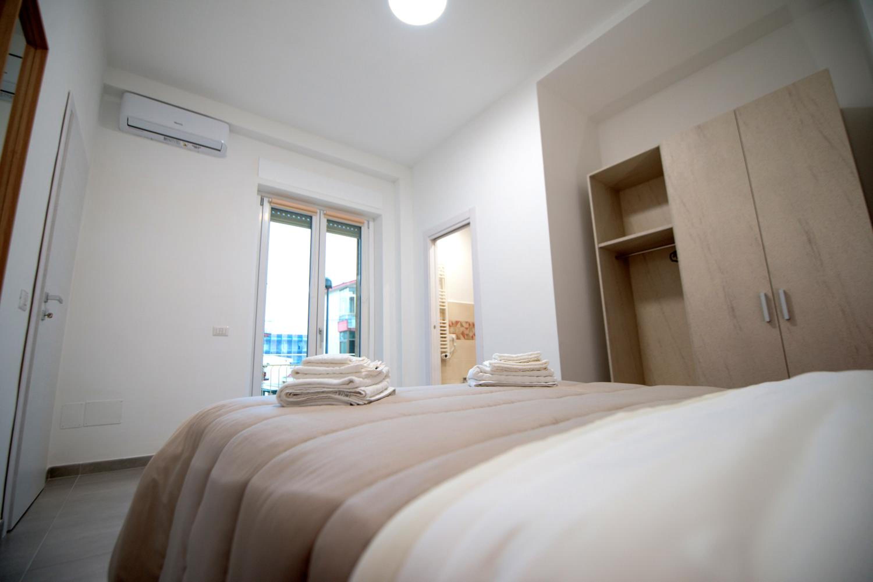 One-Bedroom Apartment - Photo 15