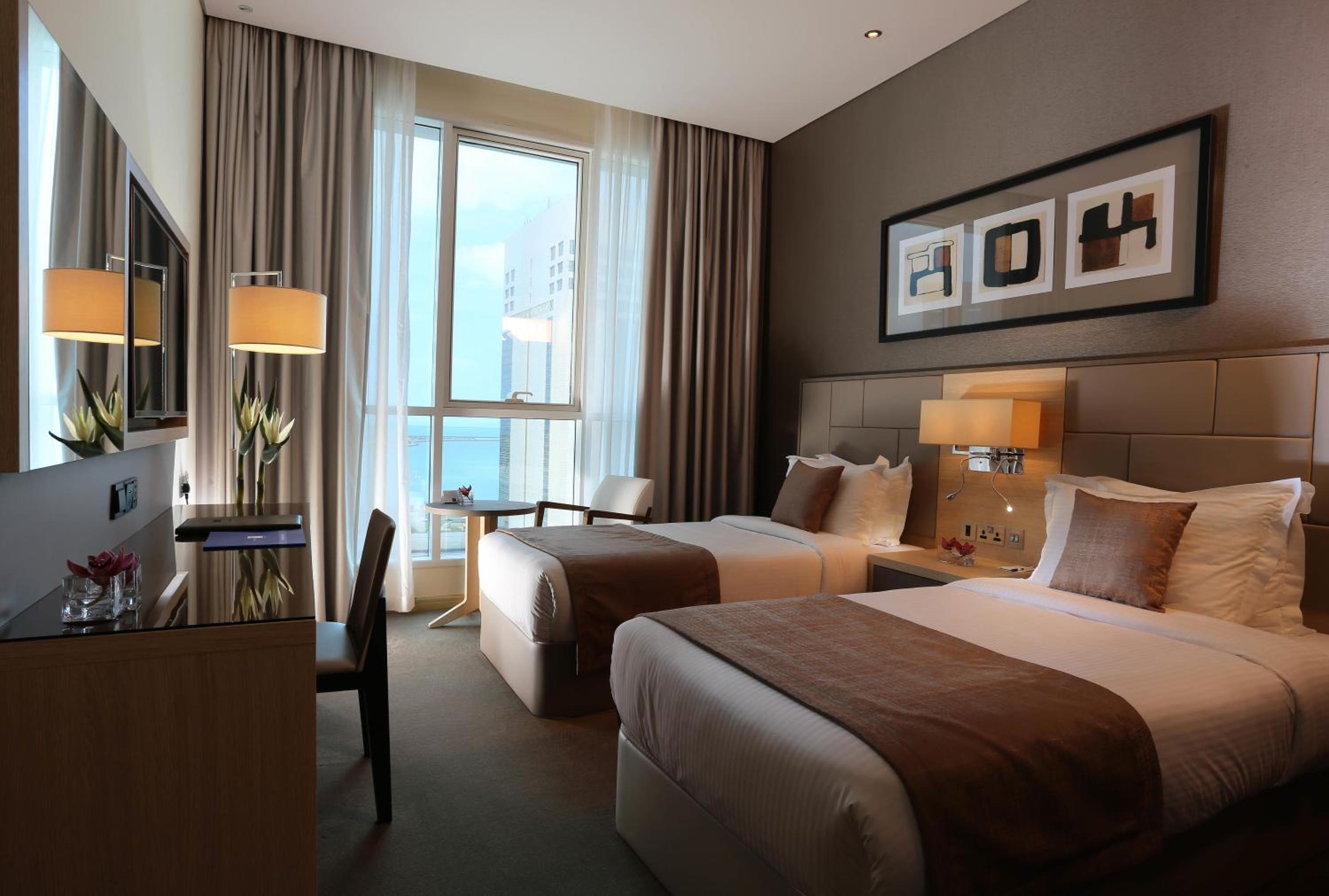 Deluxe Twin Room with Sea View, 15% off F&B photo 1