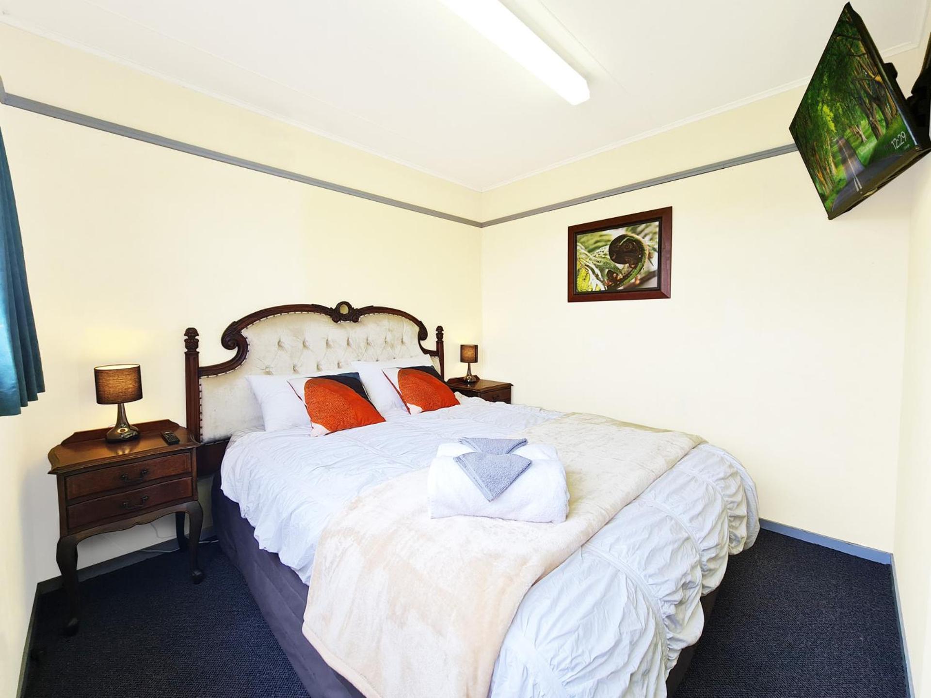 Deluxe Suite - Photo 1