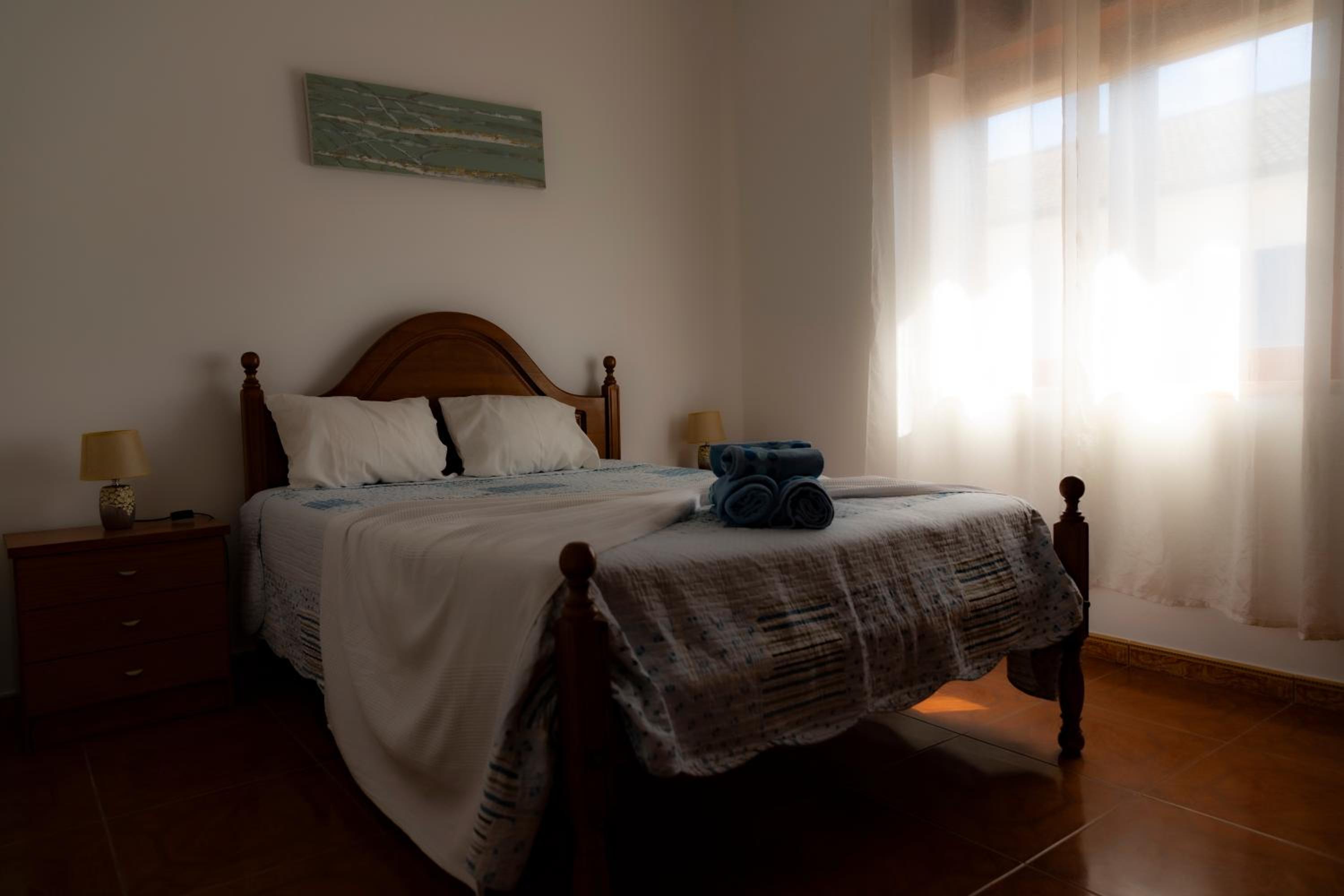 Two-Bedroom House - Photo 13