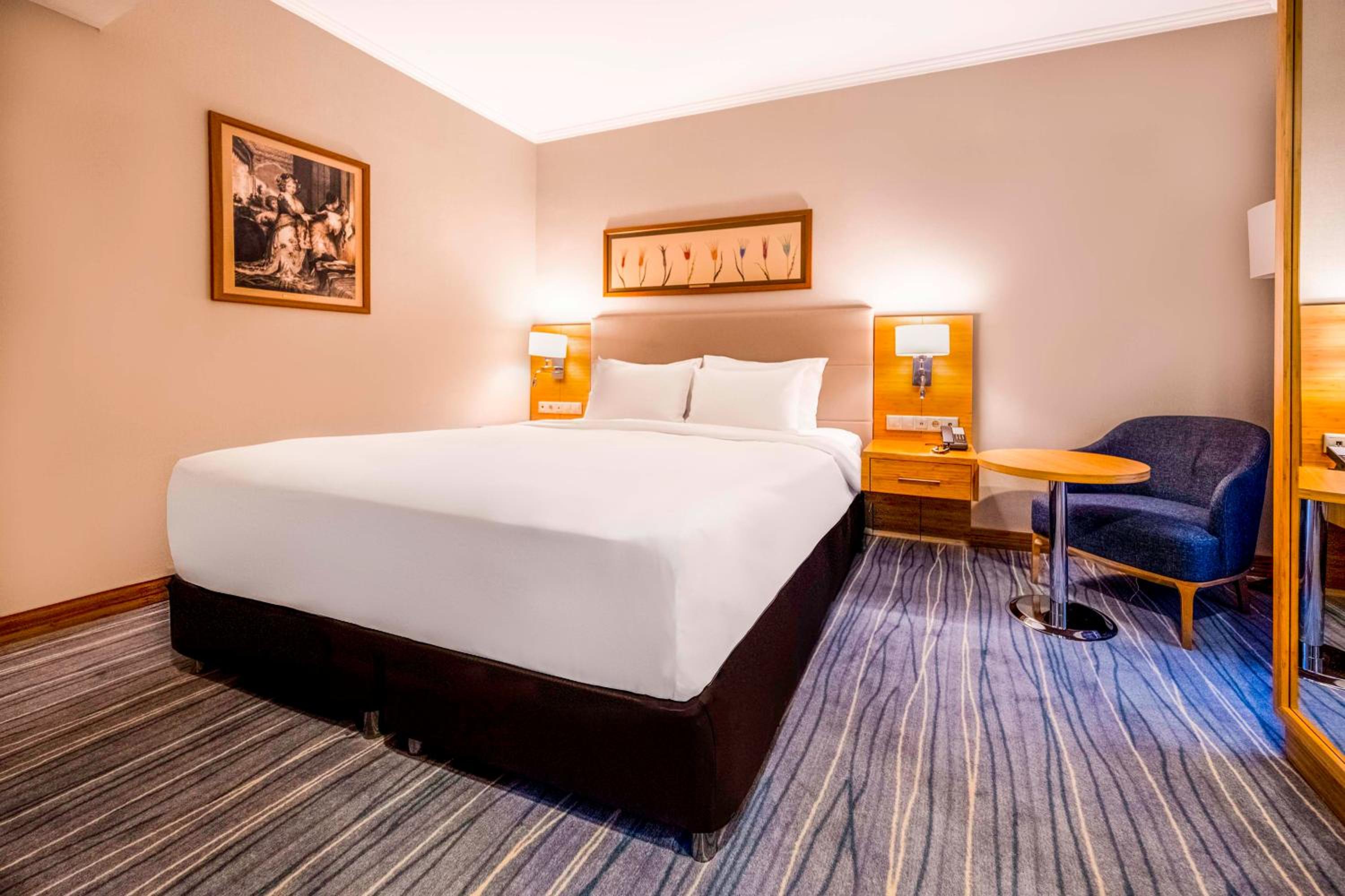 Single Room photo 2