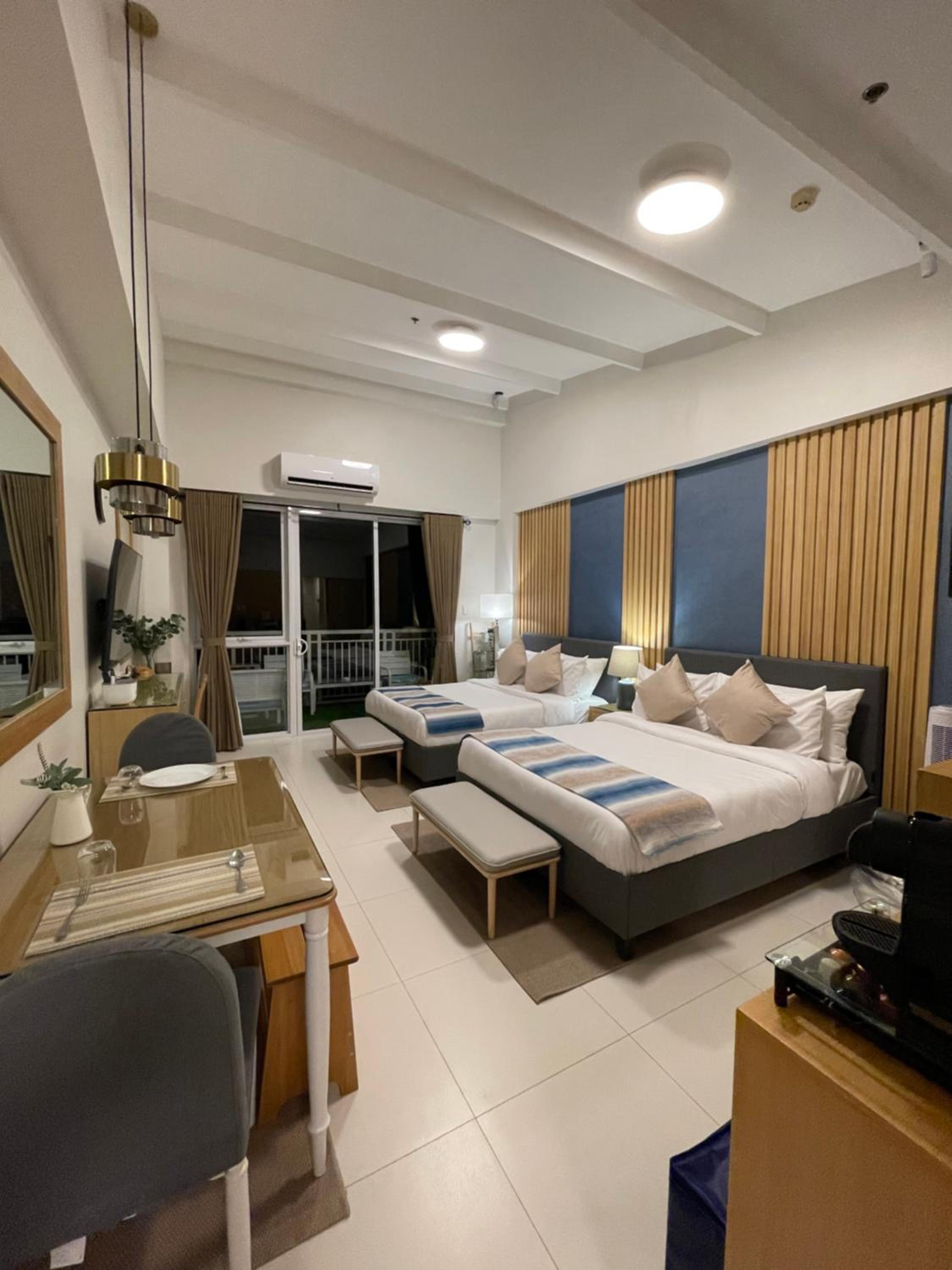 Suite with Balcony