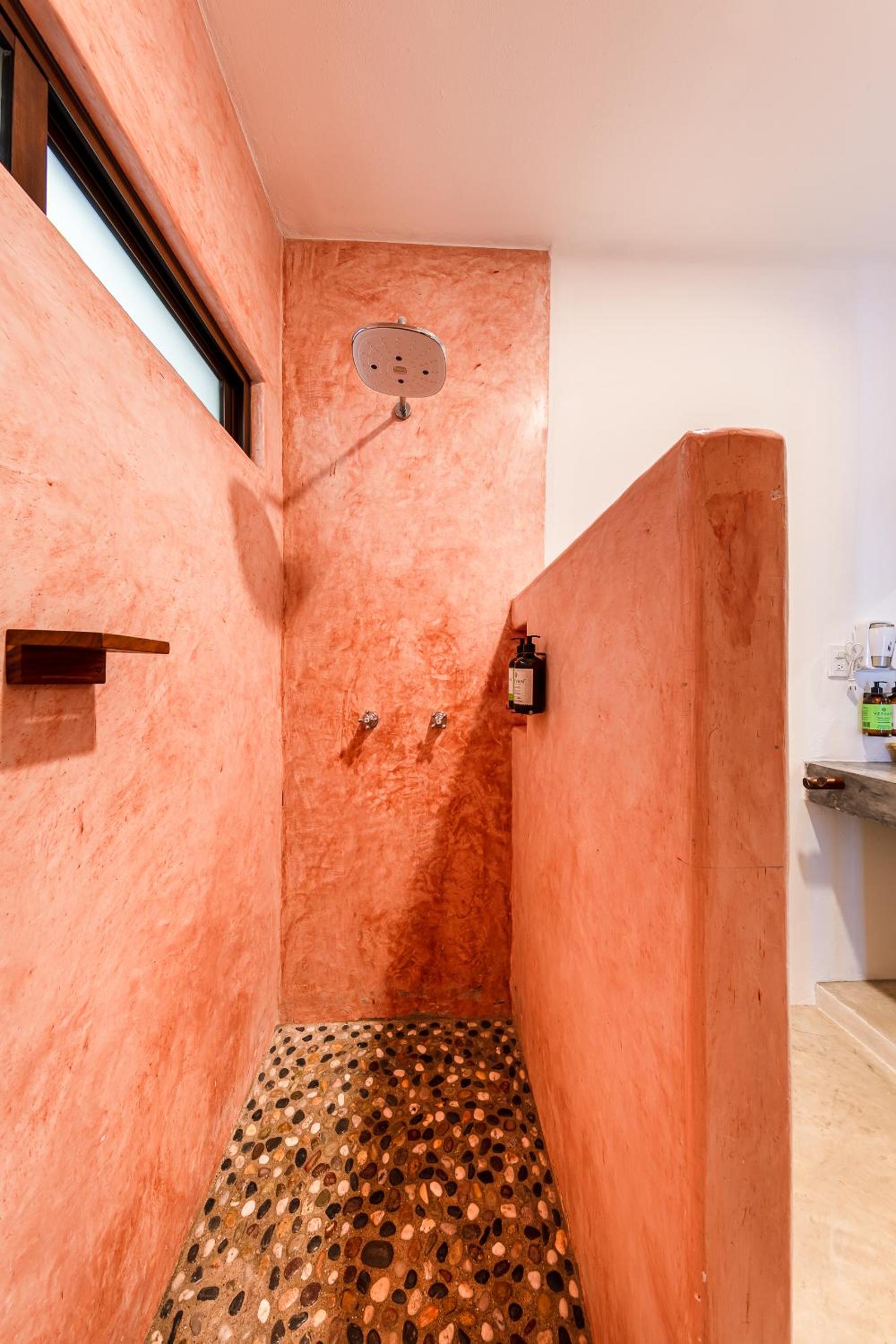 Double Room - Photo 7