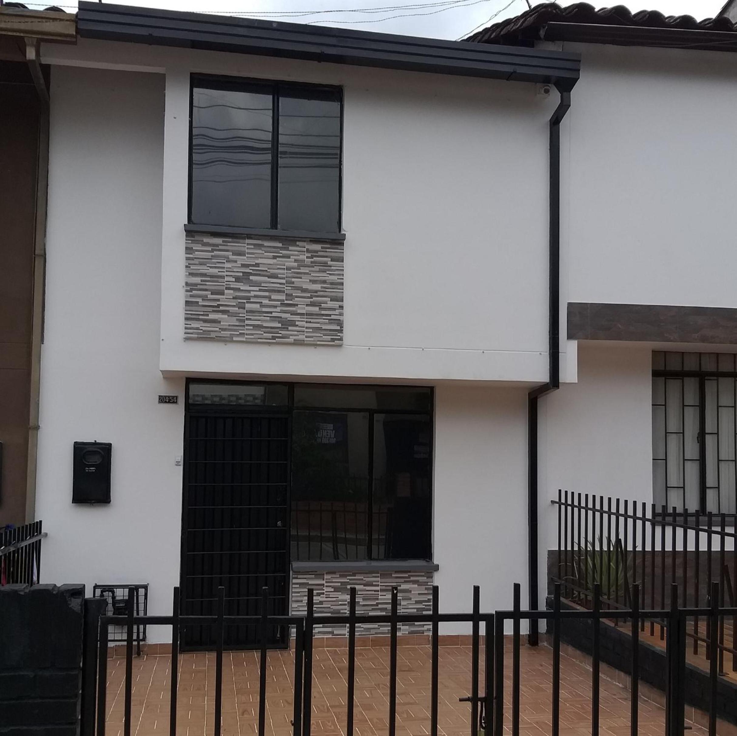 Two-Bedroom House photo 3