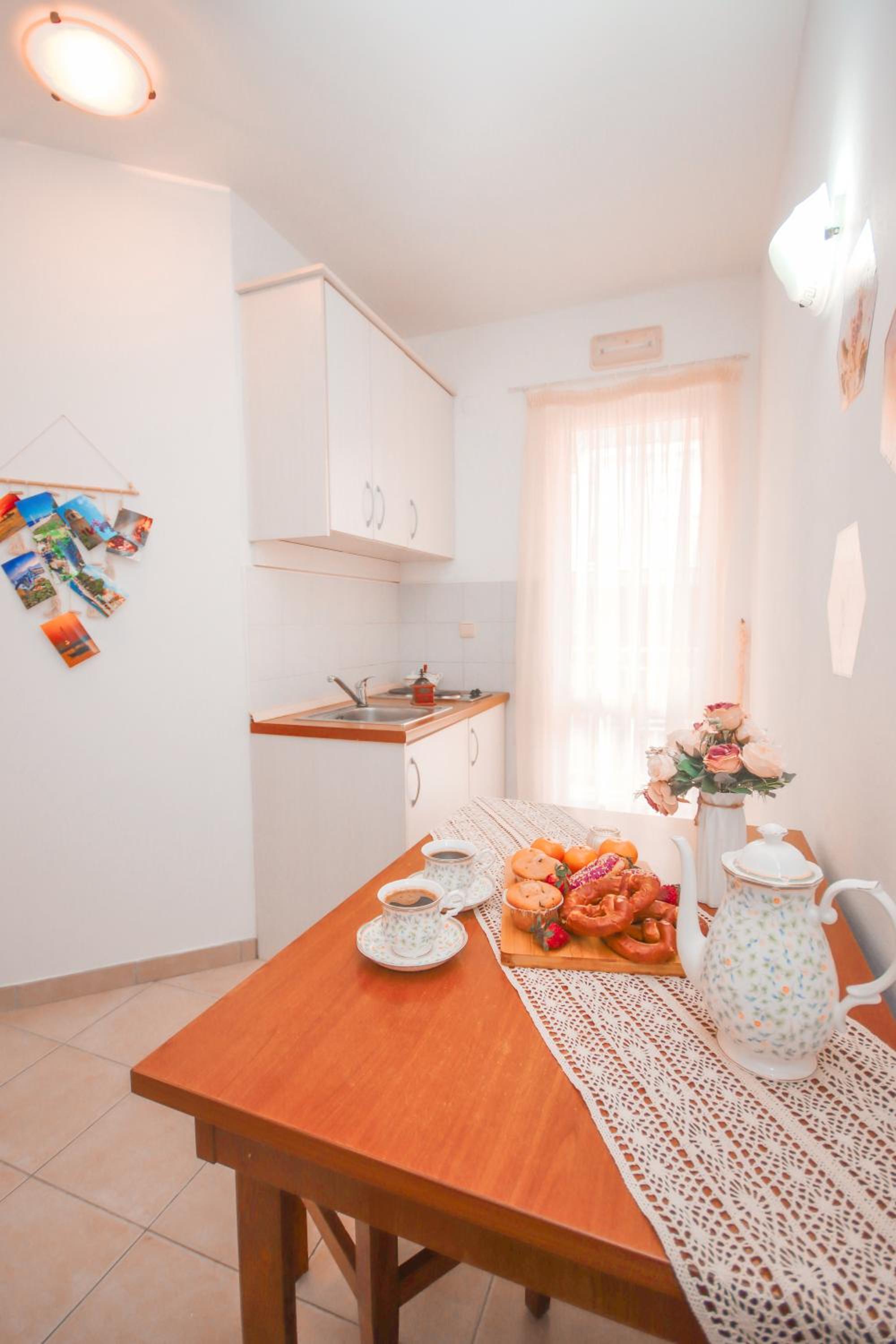 One-Bedroom Apartment - Photo 24