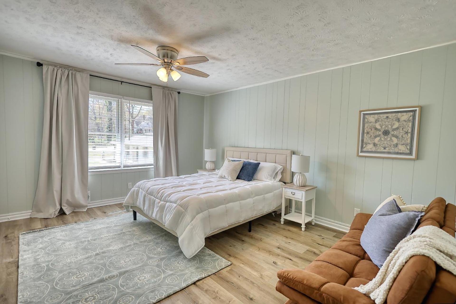 Two-Bedroom House photo 2