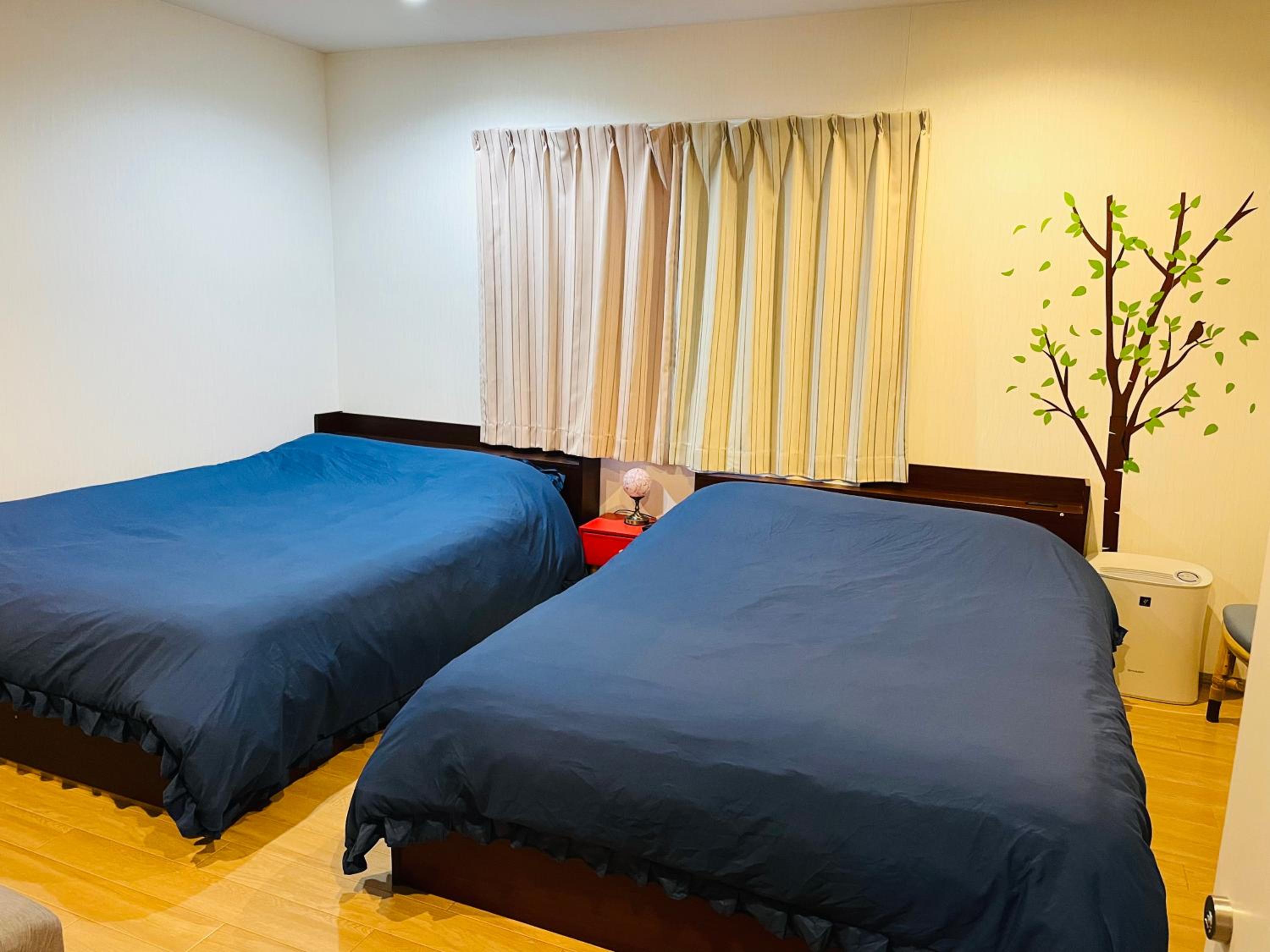 Economy Quadruple Room - Photo 1