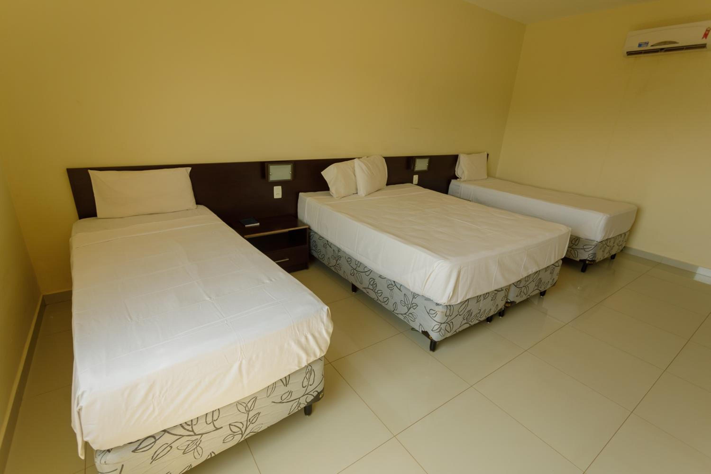 Standard Triple Room - Photo 2