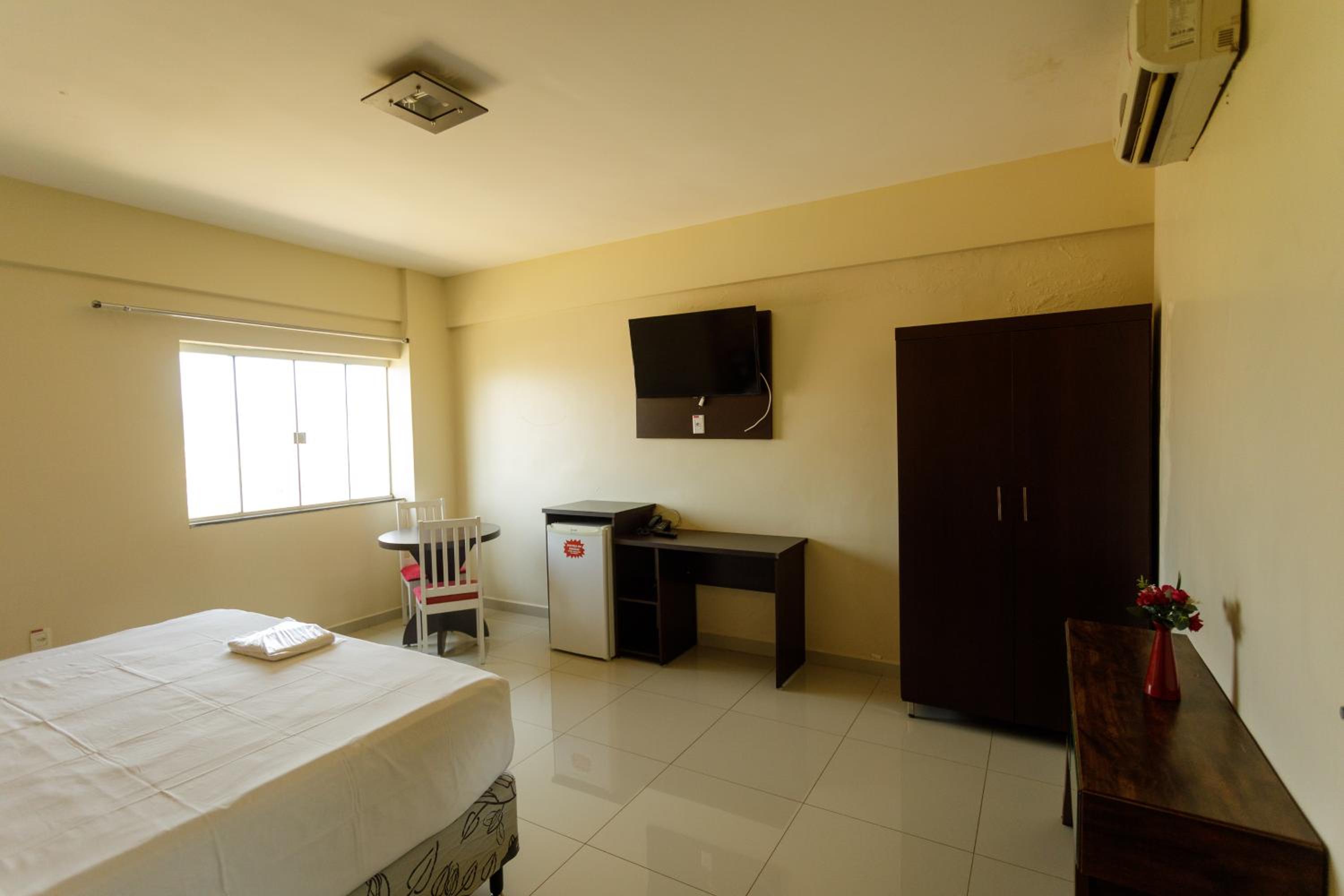 Standard Single Room - Photo 12
