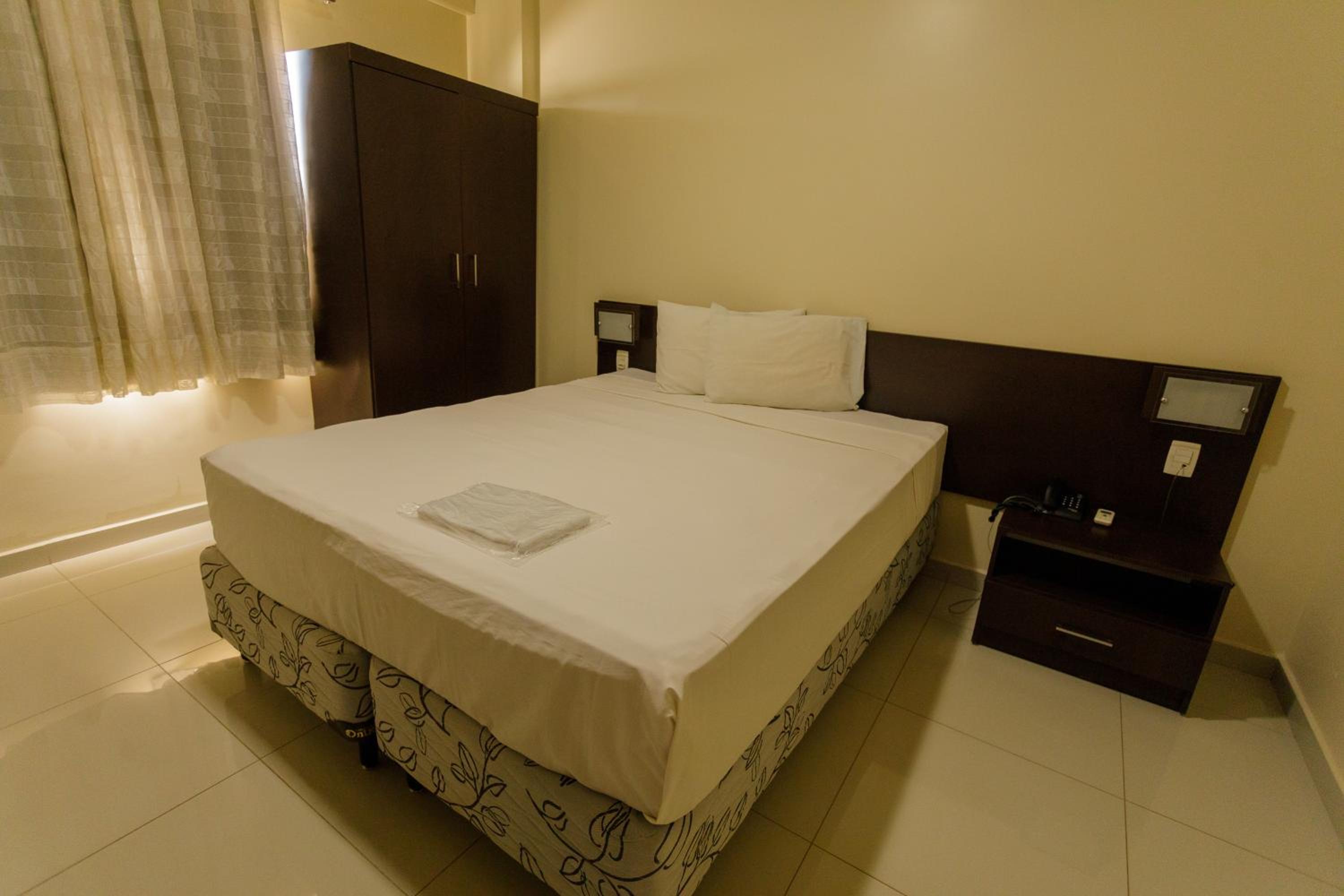Standard Single Room - Photo 2
