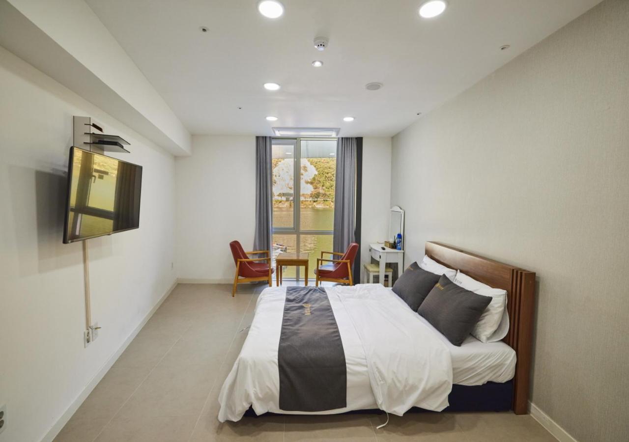 Deluxe Double Room - Photo 1