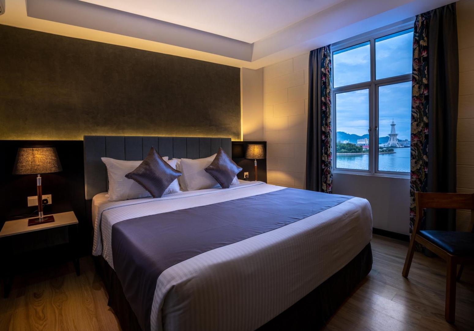 Studio Suite with Sea View