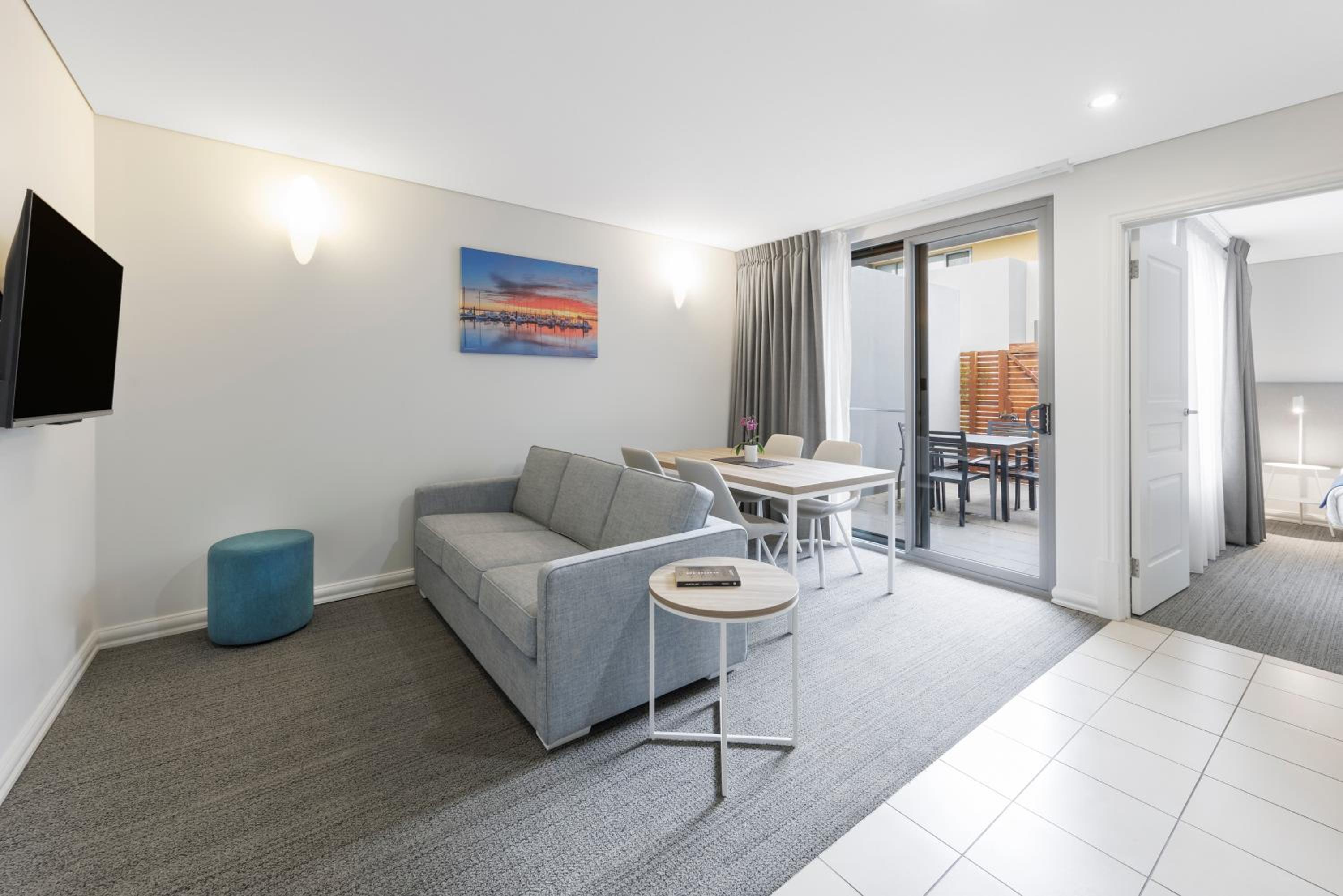 Two-Bedroom Apartment - Photo 6