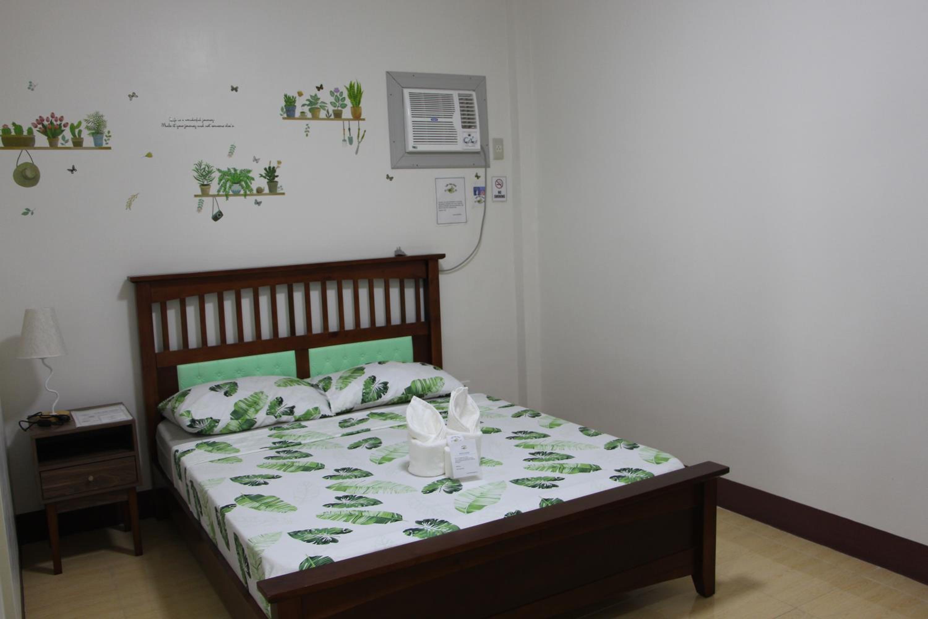 Double Room with Private Bathroom - Photo 3