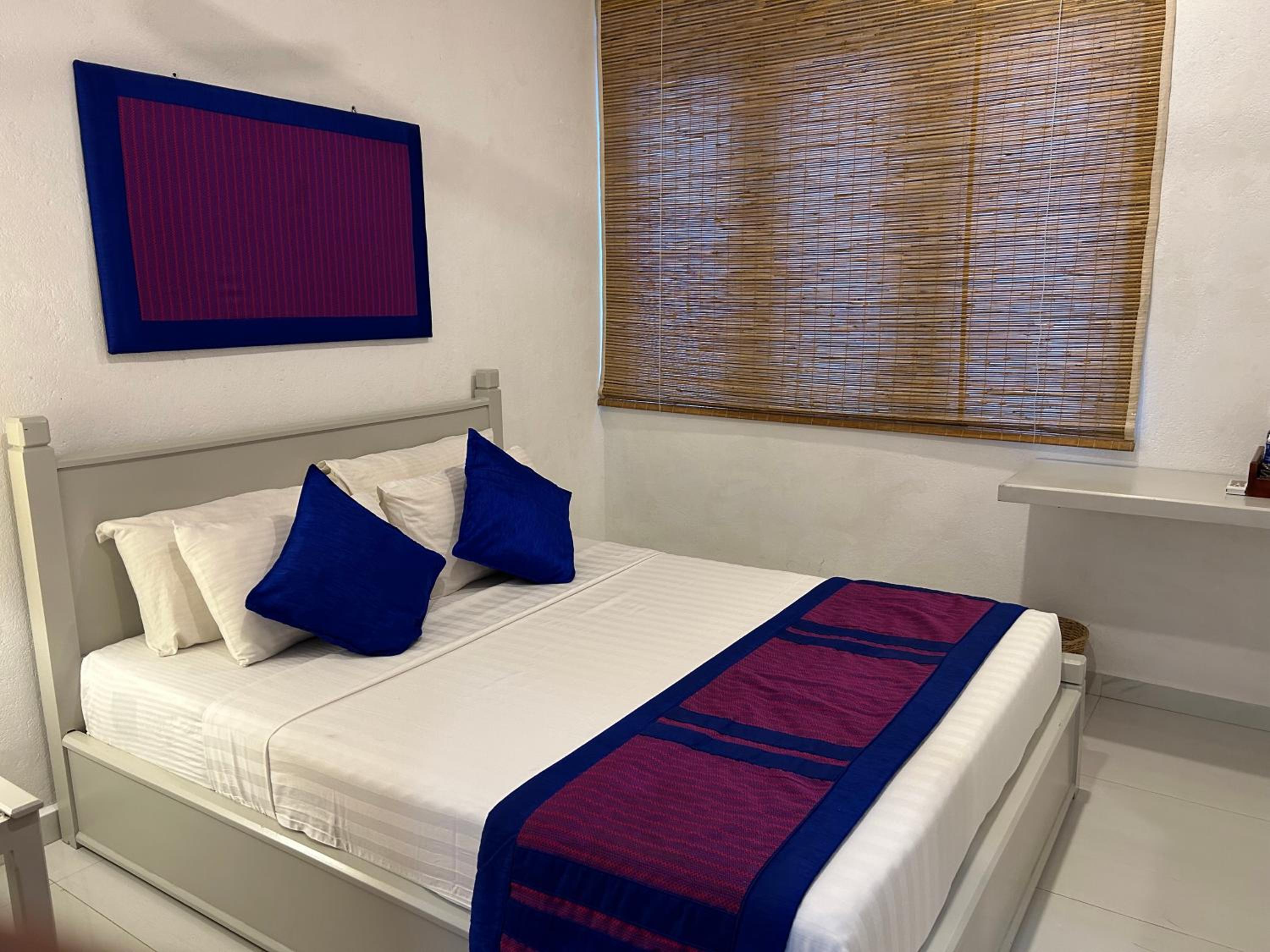 Deluxe Double Room with Balcony photo 1