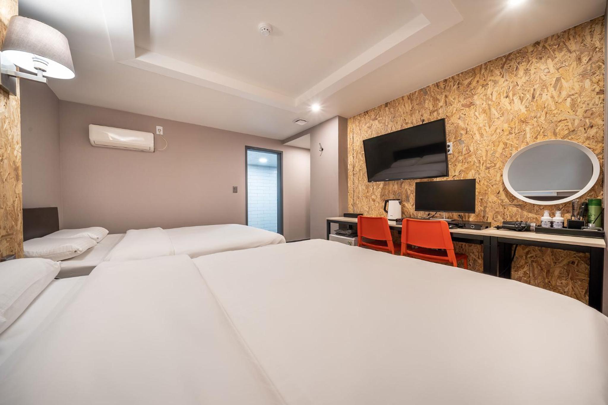 Twin Room photo 2